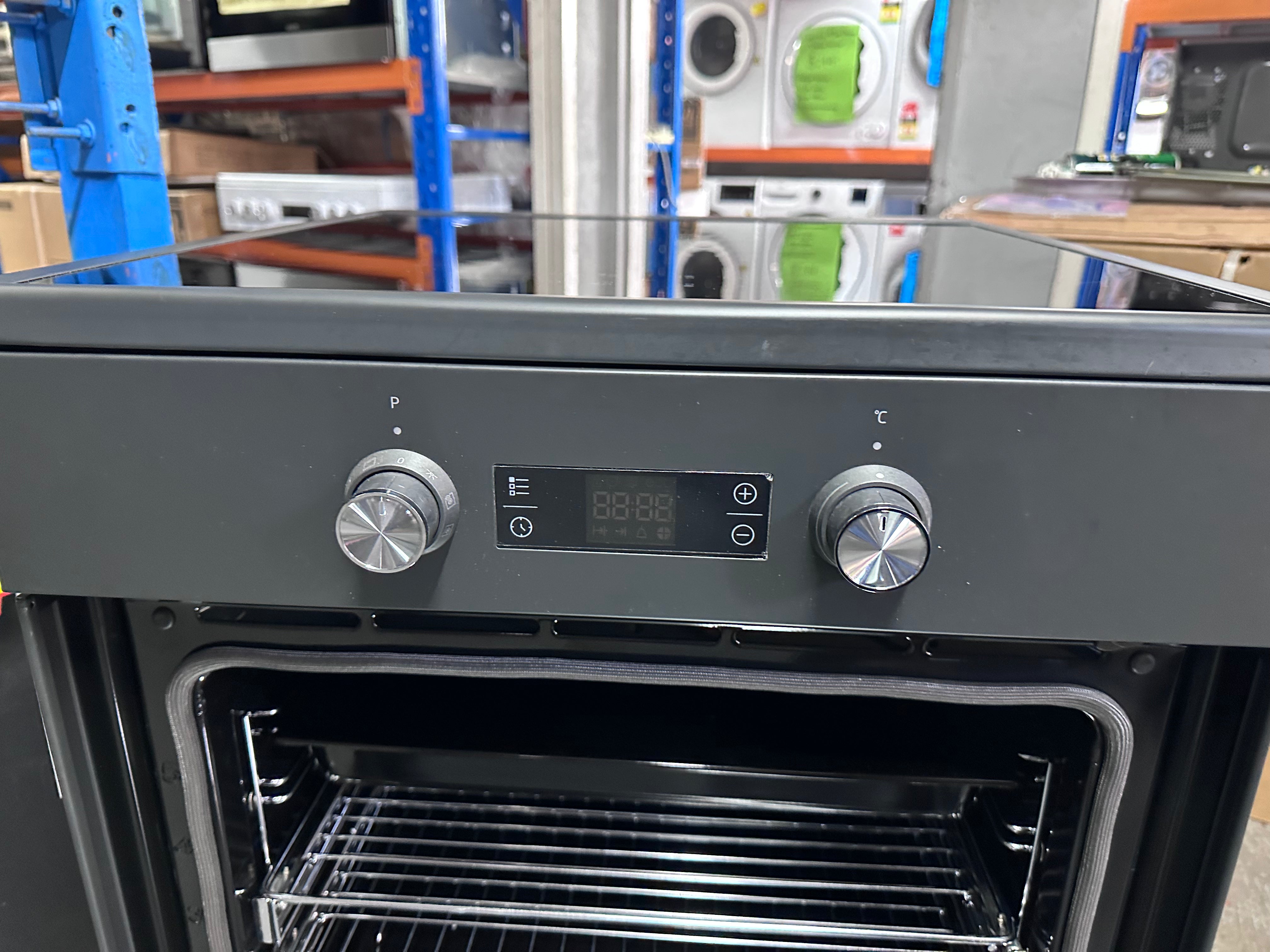 Beko 60cm Freestanding Induction Cooker with Pyrolytic Oven - BFC60IPAN [Factory Second] | Energy Efficient Electric Range for Modern Kitchens | Perfect for Baking, Roasting & Family Cooking