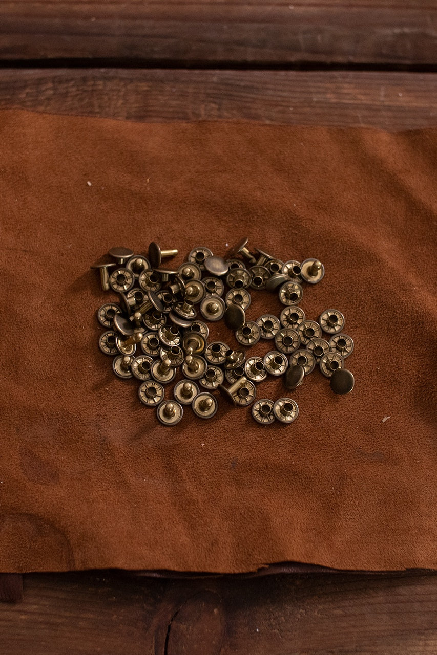 Brass Hollow Rivets KØ9.2 x L8.2mm - Durable Fasteners for Leather Craft, Jewelry Making & DIY Projects