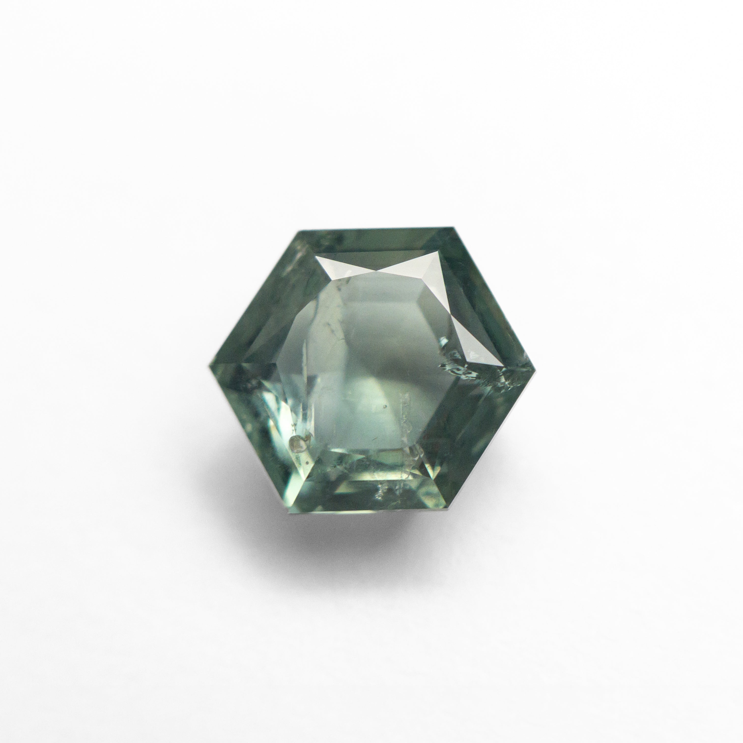 2.61ct Hexagon Brilliant Blue Sapphire Gemstone - 8.46x7.13x4.46mm Natural Loose Stone for Jewelry Making, Engagement Rings & Fine Collections
