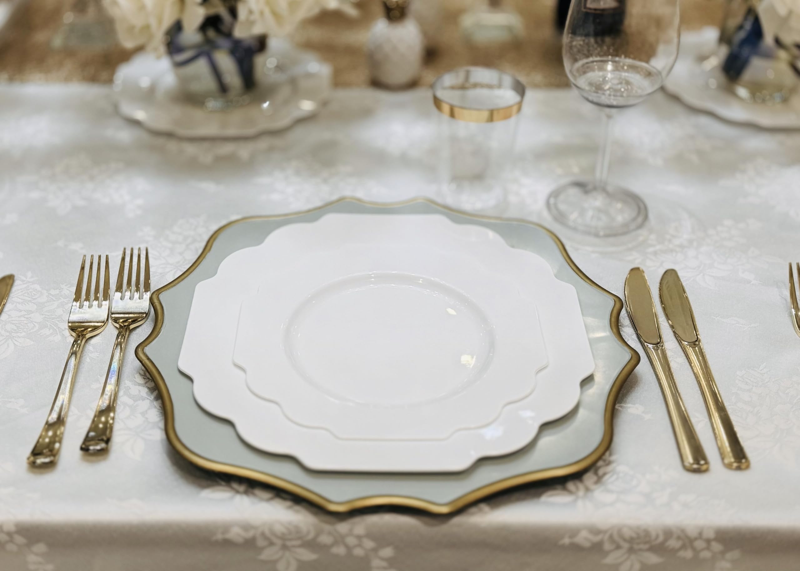 240-Pack Heavyweight Disposable Plastic Plates - 10.5 Inch White Dinner Plates for Weddings, Parties & Events - Durable & Elegant Tableware for Catering, BBQs & Family Gatherings