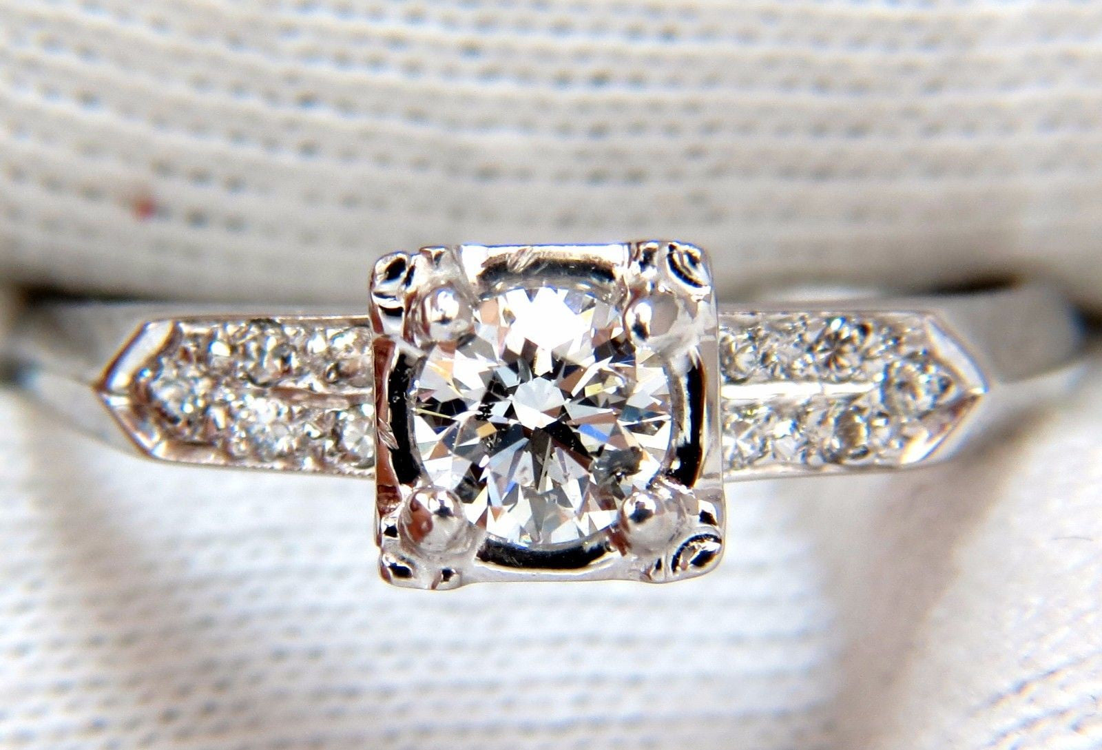 0.67ct Natural Round Diamond Vintage Raised Deck Ring in 14K Gold - Elegant Wedding, Engagement & Anniversary Jewelry Gift for Women