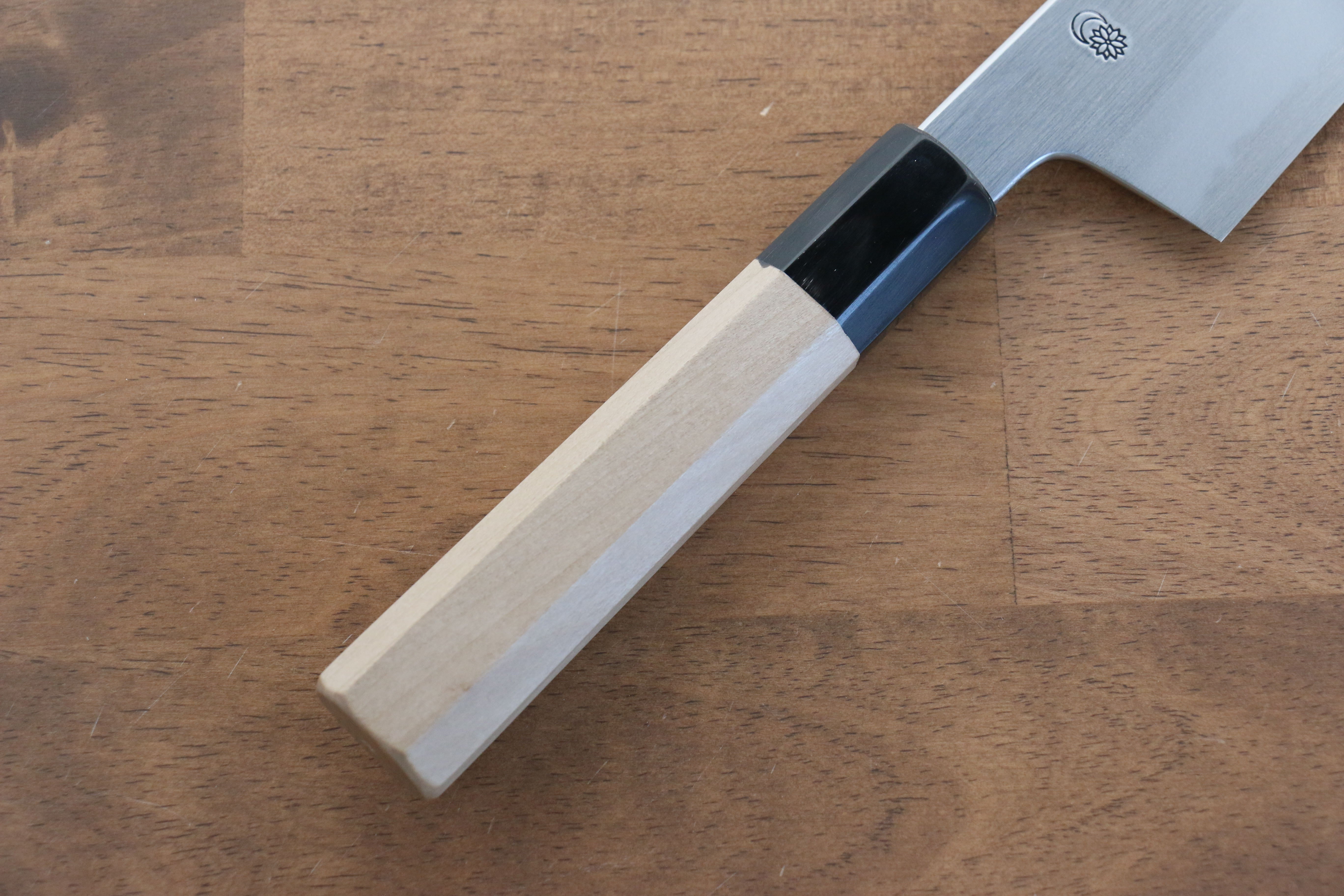Premium Kikuzuki White Steel No.2 Kasumitogi Gyuto Japanese Chef Knife 240mm with Magnolia Handle - Perfect for Sushi, Meat Slicing & Professional Kitchen Use