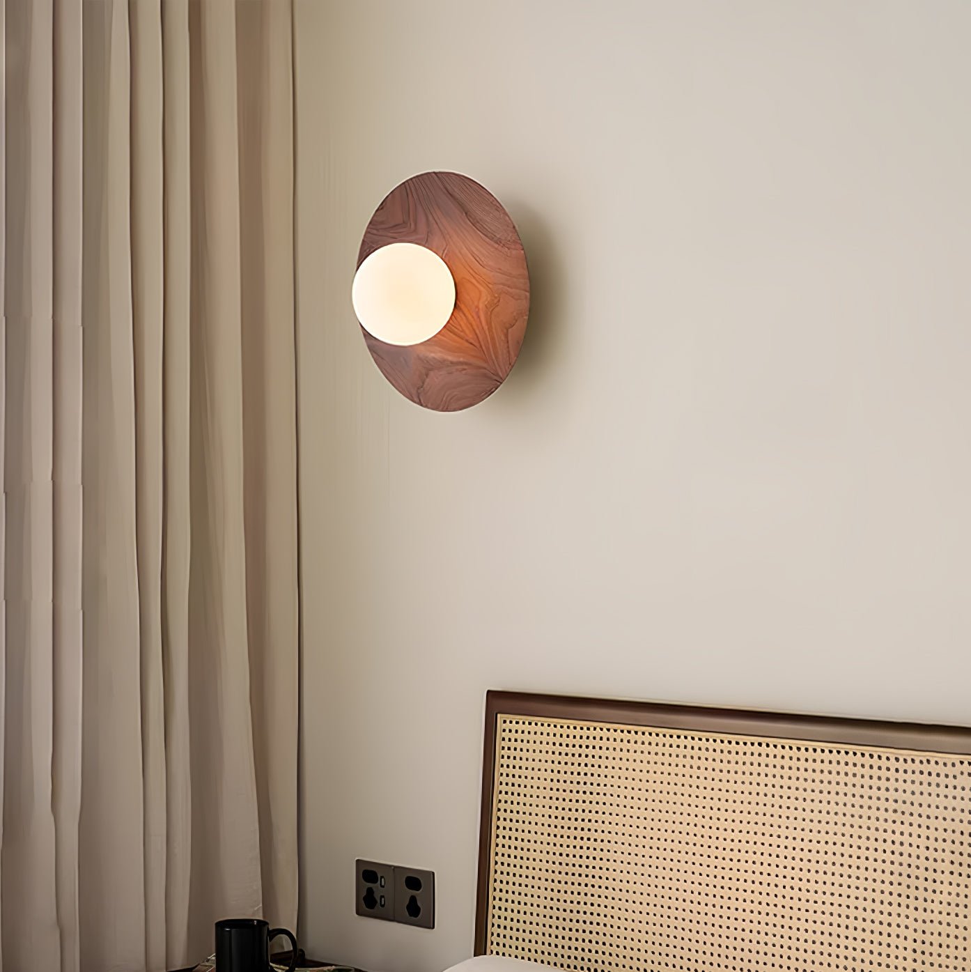 Harmonia Handcrafted Wooden Wall Light - Rustic Modern Farmhouse Sconce for Bedroom, Living Room & Hallway Decor