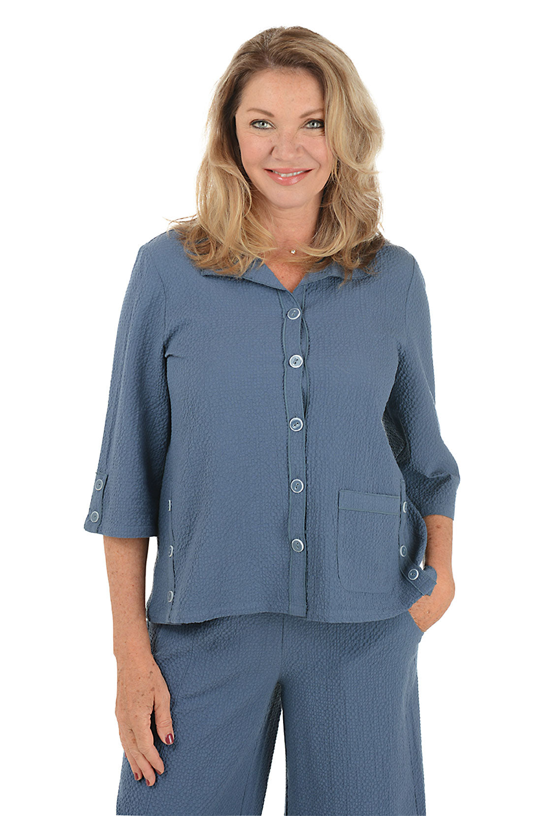Stylish Crinkled Camp Shirt for Men & Women - Comfortable Casual Button-Up Shirt for Outdoor Adventures, Travel & Summer Wear