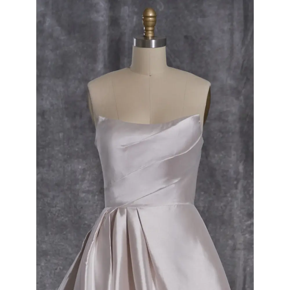 Aspen by Sottero and Midgley | Elegant Wedding Dress for Brides | Perfect for Church Ceremonies & Outdoor Weddings