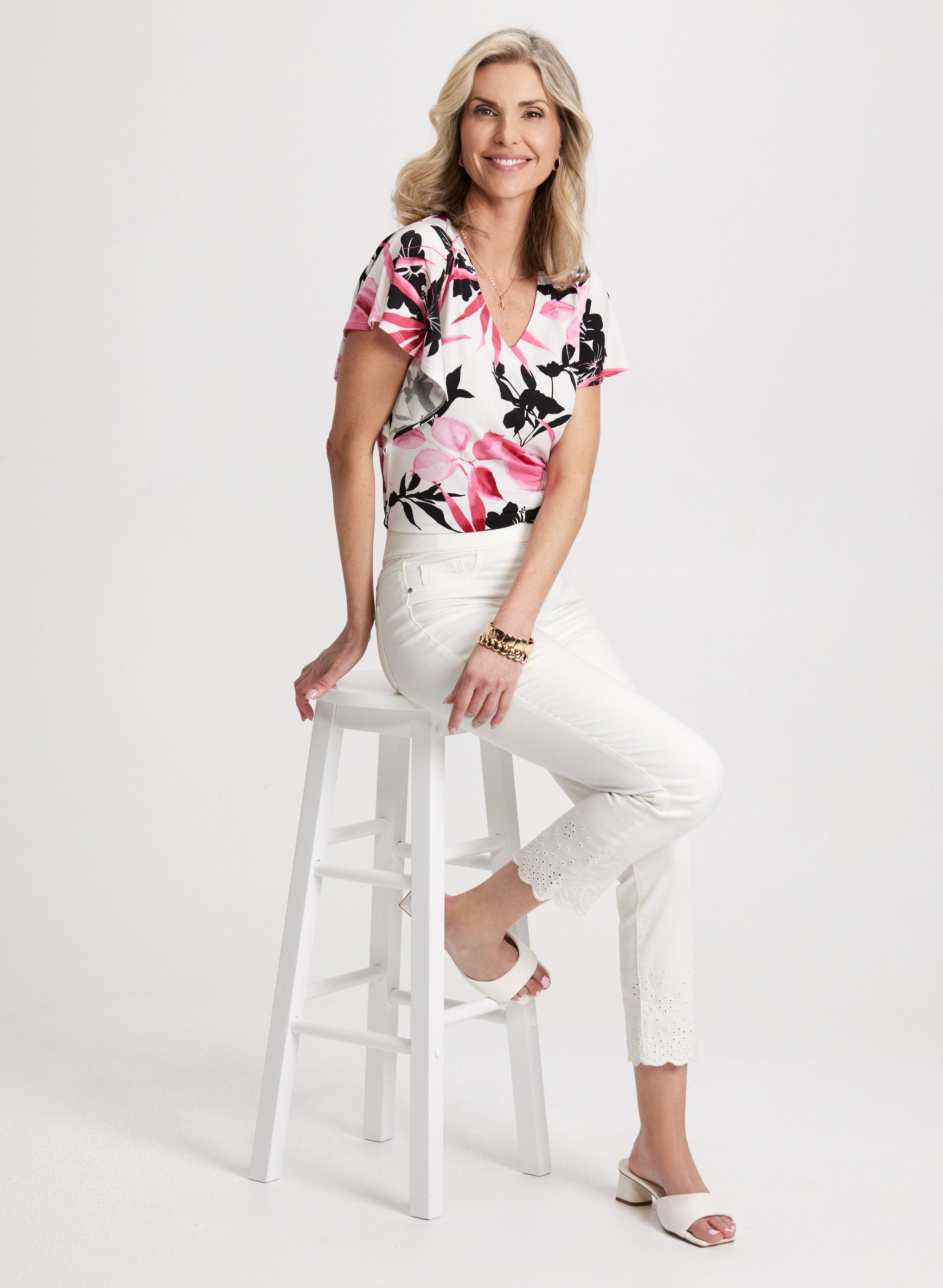 Floral Print Flutter Sleeve Blouse & Embroidered Stretch Jeans Set - Women's Casual Outfit for Spring Summer Date Night