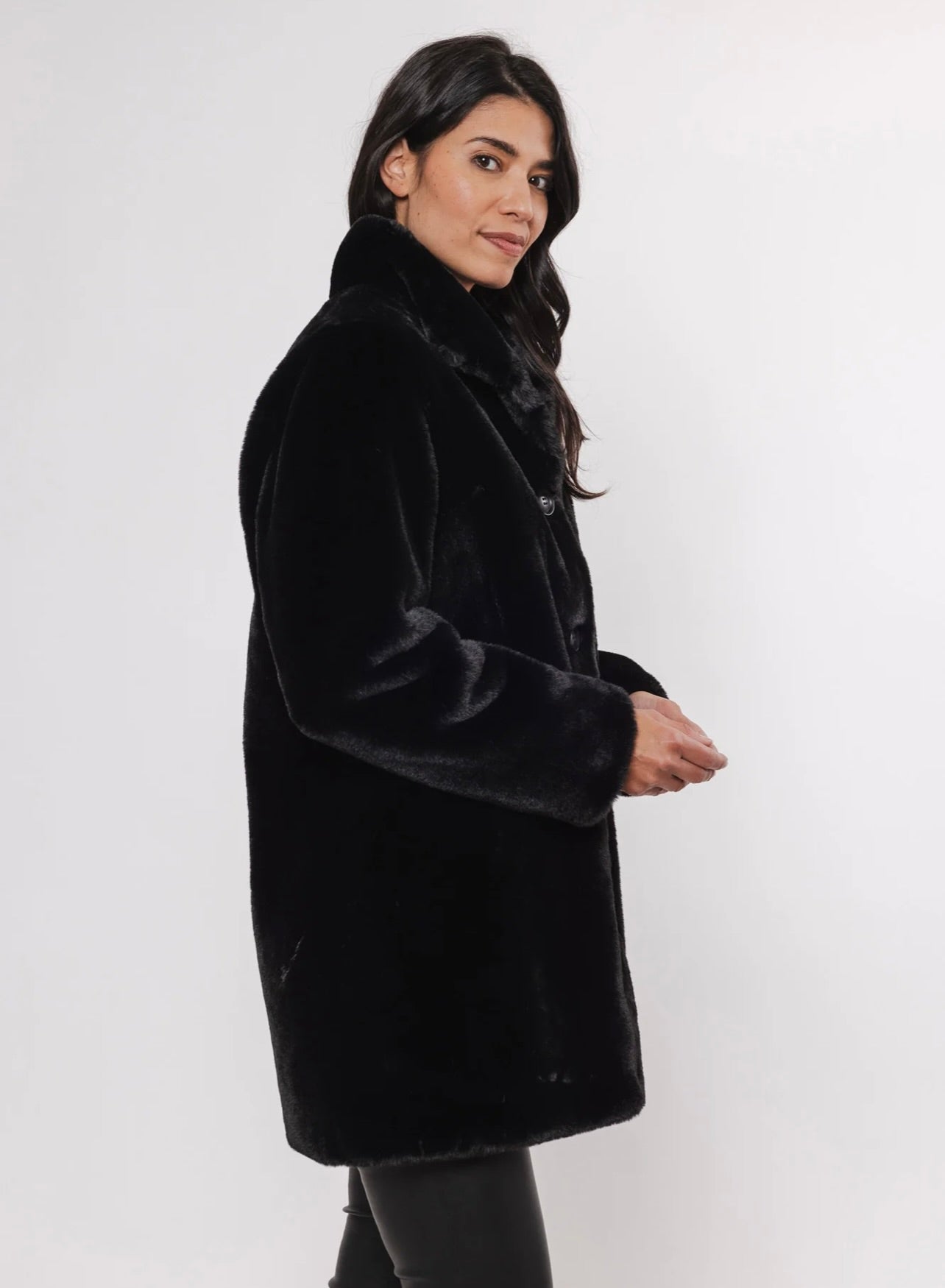 Stylish Nonna Coat in Black - Elegant Winter Outerwear for Women | Perfect for Office, Parties & Cold Weather