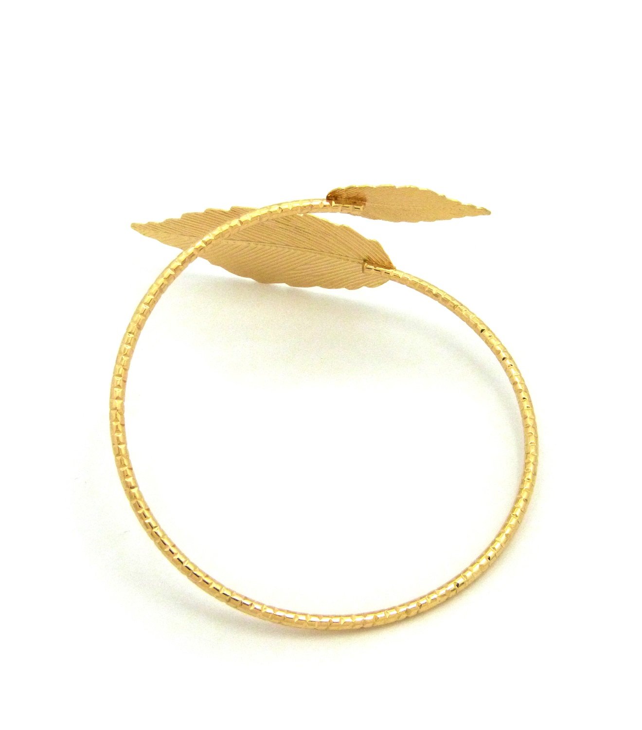NYFASHION101 Women's Gold-Tone Leaf Arm Cuff Bracelet - Elegant Boho Jewelry for Parties, Weddings & Special Occasions