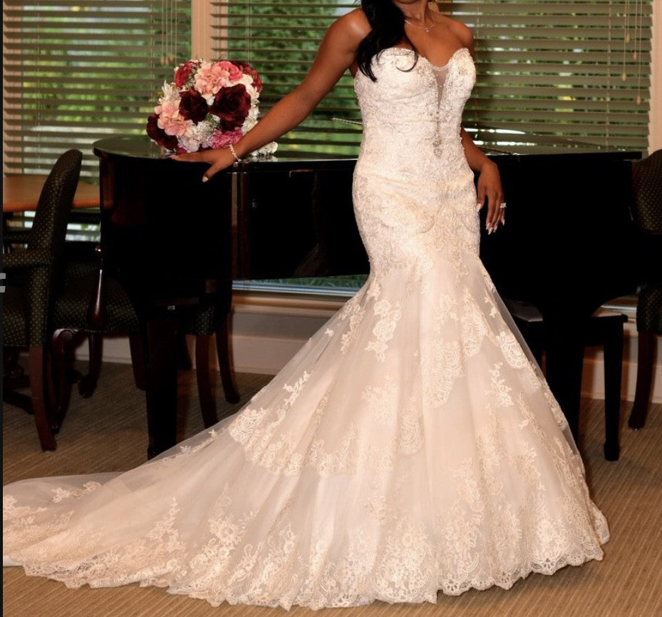 Allure Bridals 9376 Wedding Gown - Elegant Lace Bridal Dress for Bride, Perfect for Church Ceremony & Formal Reception