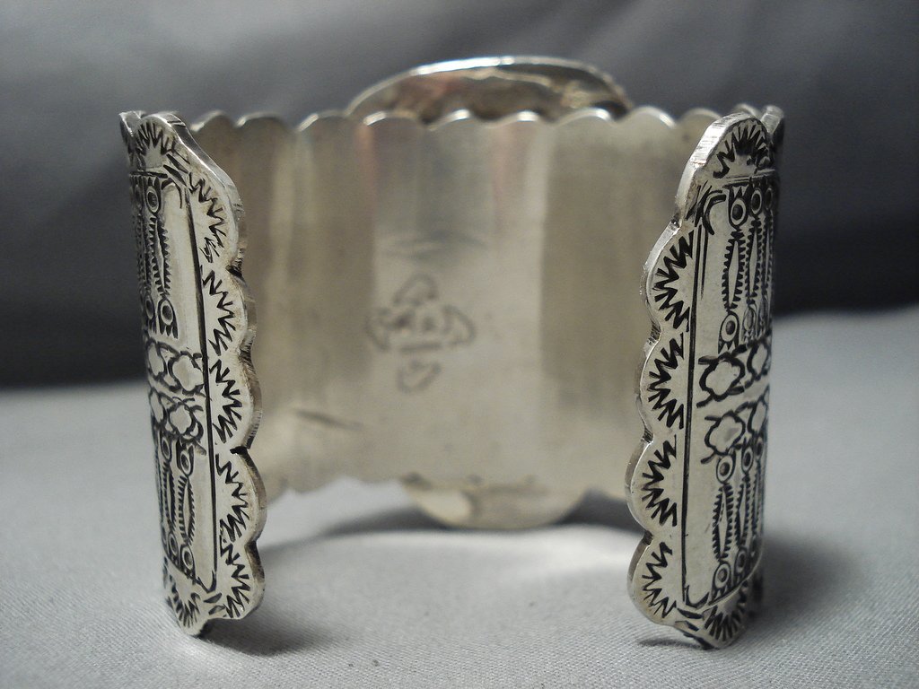 172g Large Vintage Natural Green Turquoise Sterling Silver Navajo Bracelet - Authentic Native American Jewelry for Boho Fashion & Gift Giving