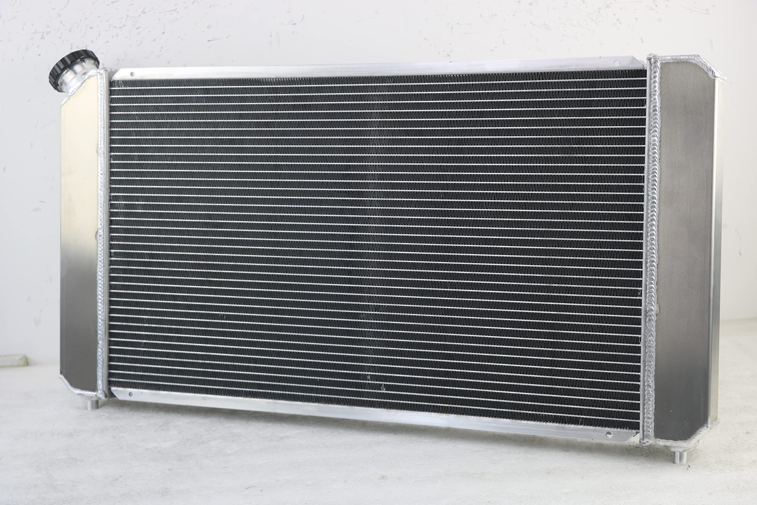 1996-2005 Chevy Blazer S10 GMC Jimmy Sonoma Isuzu Hombre 4.3L 4-Row Aluminum Radiator Replacement - Heavy Duty Cooling for Off-Road & Towing