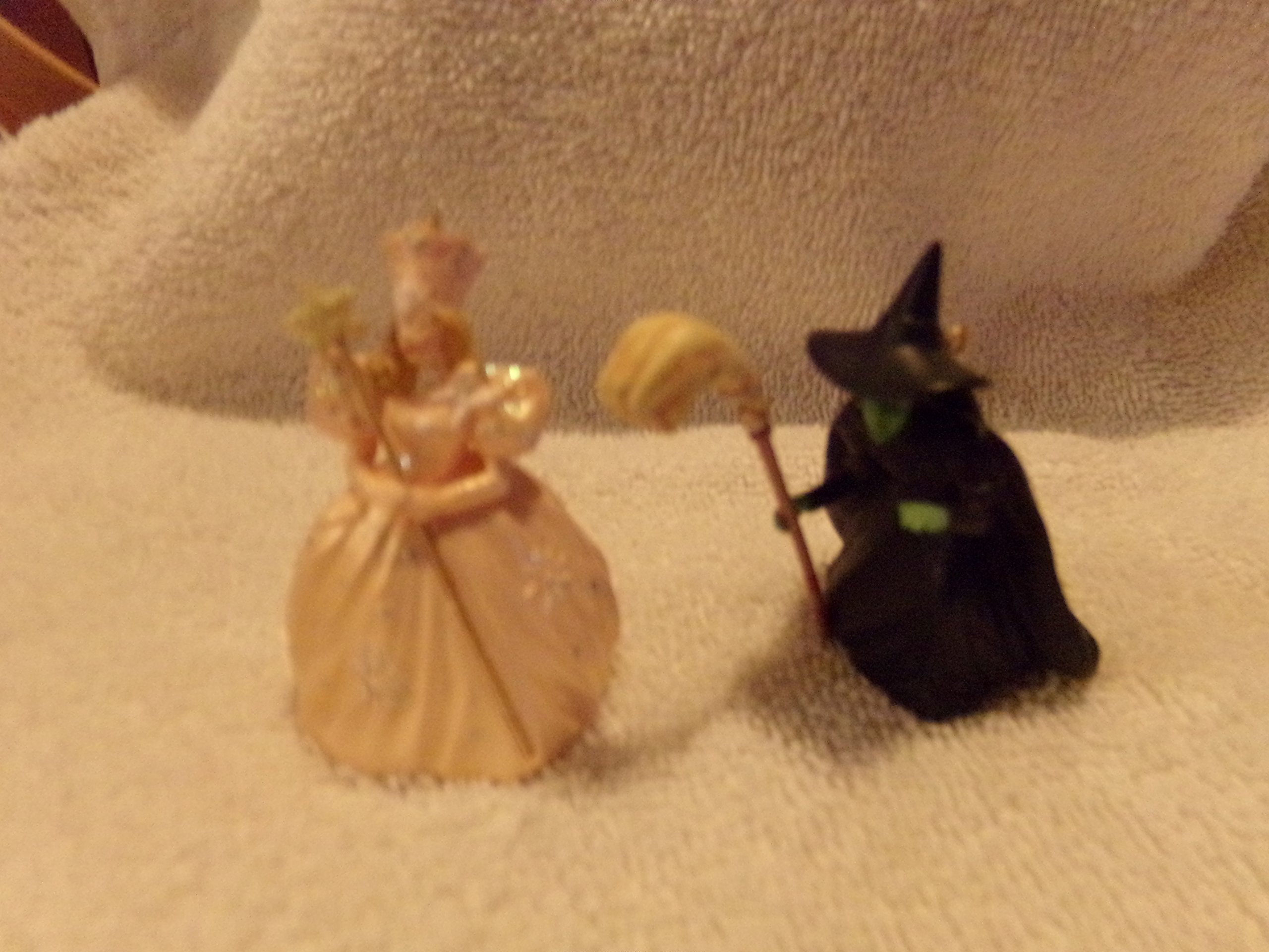 1997 Hallmark The Wizard of Oz Glinda & Wicked Witch Miniature Ornament Set - 2 Piece Collectible Christmas Tree Decorations for Fans & Movie Lovers