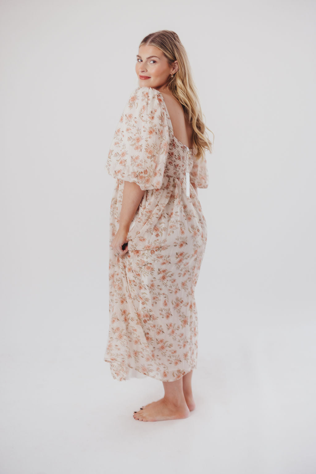 Harlow Maxi Dress in Ivory Floral - Bump Friendly Maternity Dress & Inclusive Sizing (S-3XL) | Perfect for Pregnancy, Beach Vacations & Summer Weddings