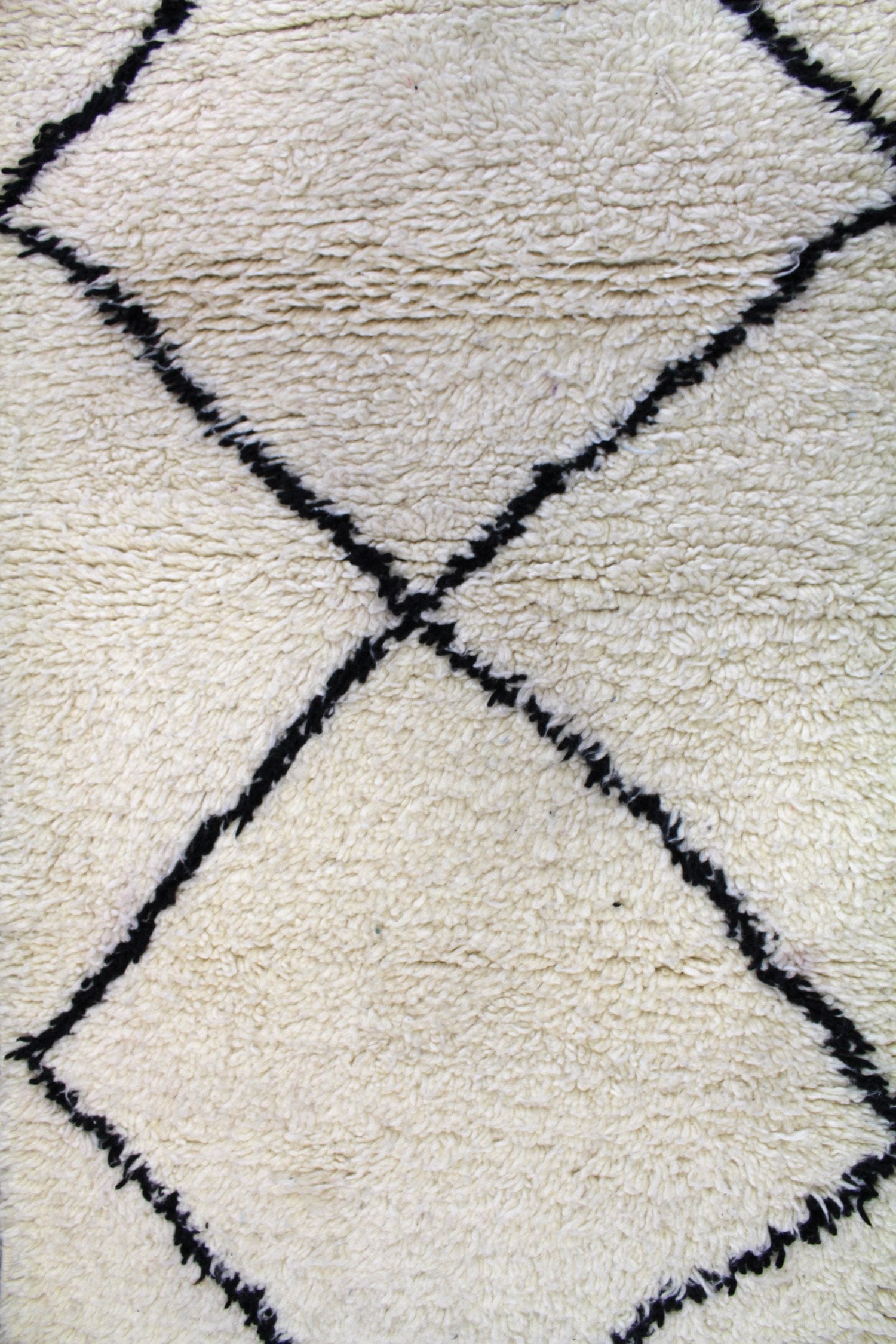 Authentic Beni Ouraine Handwoven Moroccan Tribal Rug - Premium Jute & Wool Blend - J62433 - Perfect for Bohemian Home Decor, Living Room Accent & Cozy Bedroom Flooring