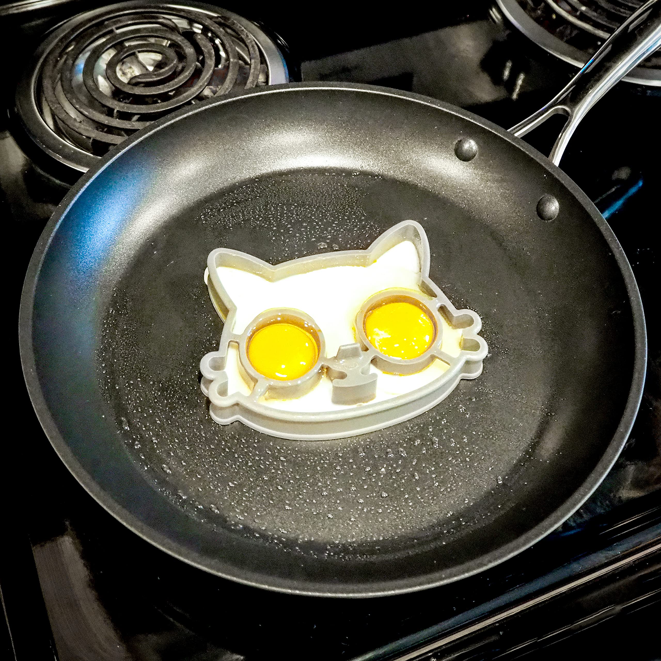 Genuine Fred FUNNY SIDE UP Silicone Egg Mold - Cute Cat Shape for Perfect Sunny-Side Up Eggs | Great for Breakfast, Kids Meals & Kitchen Decor