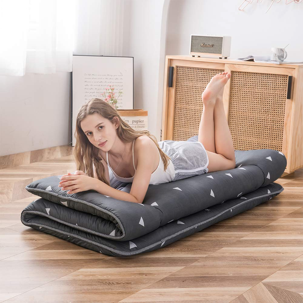 MAXYOYO King Size Floor Mattress - Grey Triangle Japanese Futon for Bedroom, Guest Room & Camping | Extra Large Floor Cushion for Sleeping, Lounging & Travel