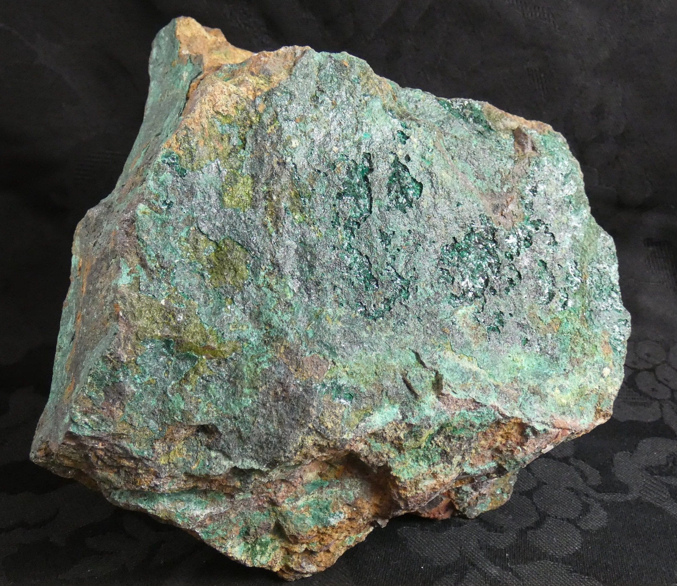 Natural Atacamite Mineral Specimen for Collectors - Rare Copper Chloride Hydroxide Crystal - Perfect for Geology Enthusiasts & Home Decor Display