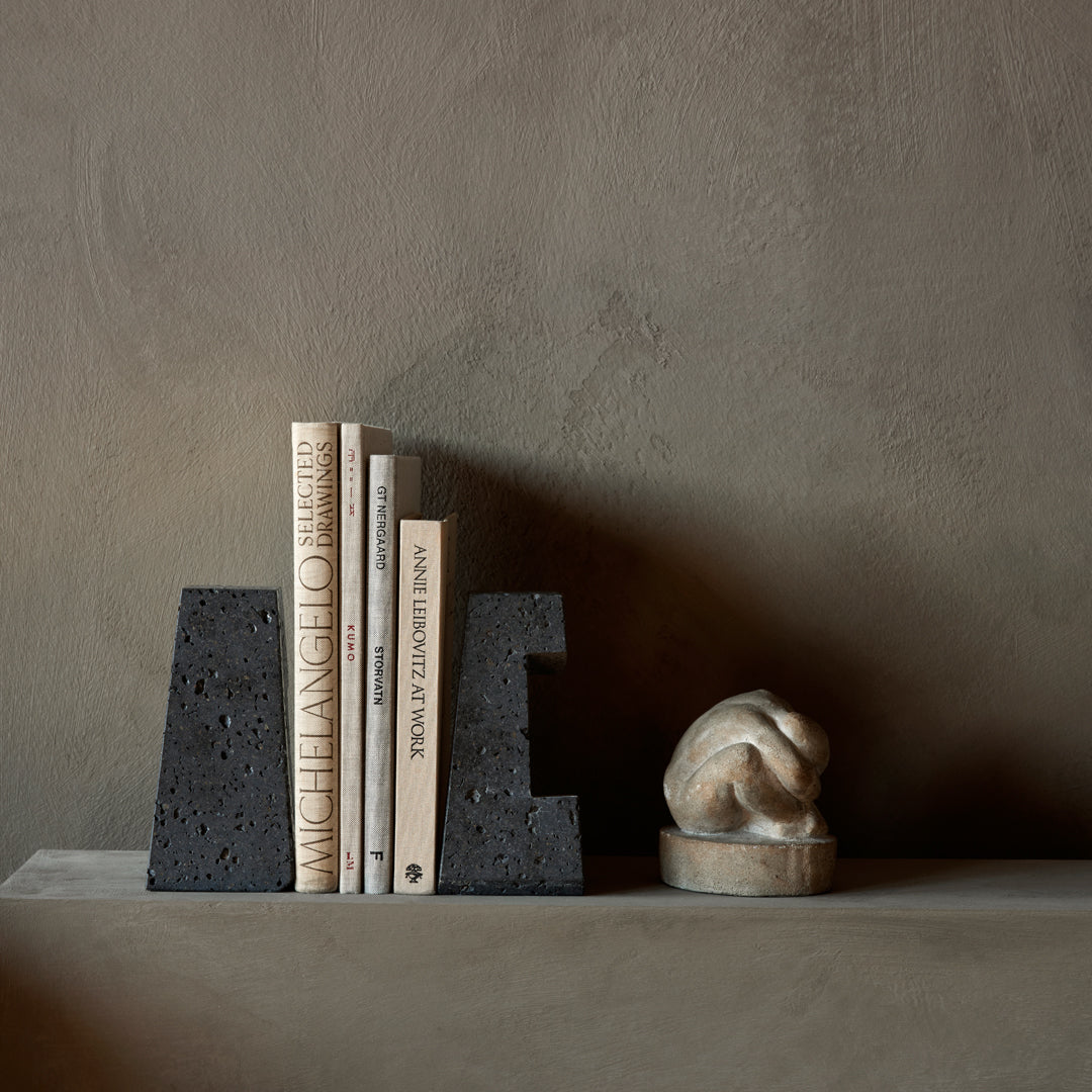 Stylish Metal Bookends for Heavy Books - Perfect for Home Office, Bookshelf Organization & Decoration - Durable Book Holder for Shelves & Desks