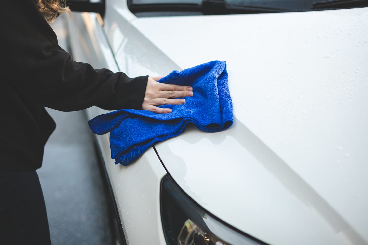 The Rag Company - Premium 320gsm Microfiber Car Wash Towels (16x27 Inch) - Lint-Free, Streak-Free Auto Detailing & Drying Cloths for Professional Car Cleaning - Bulk Pack of 125 Royal Blue Towels - Perfect for Car Detailing, Washing, Waxing & Polishing
