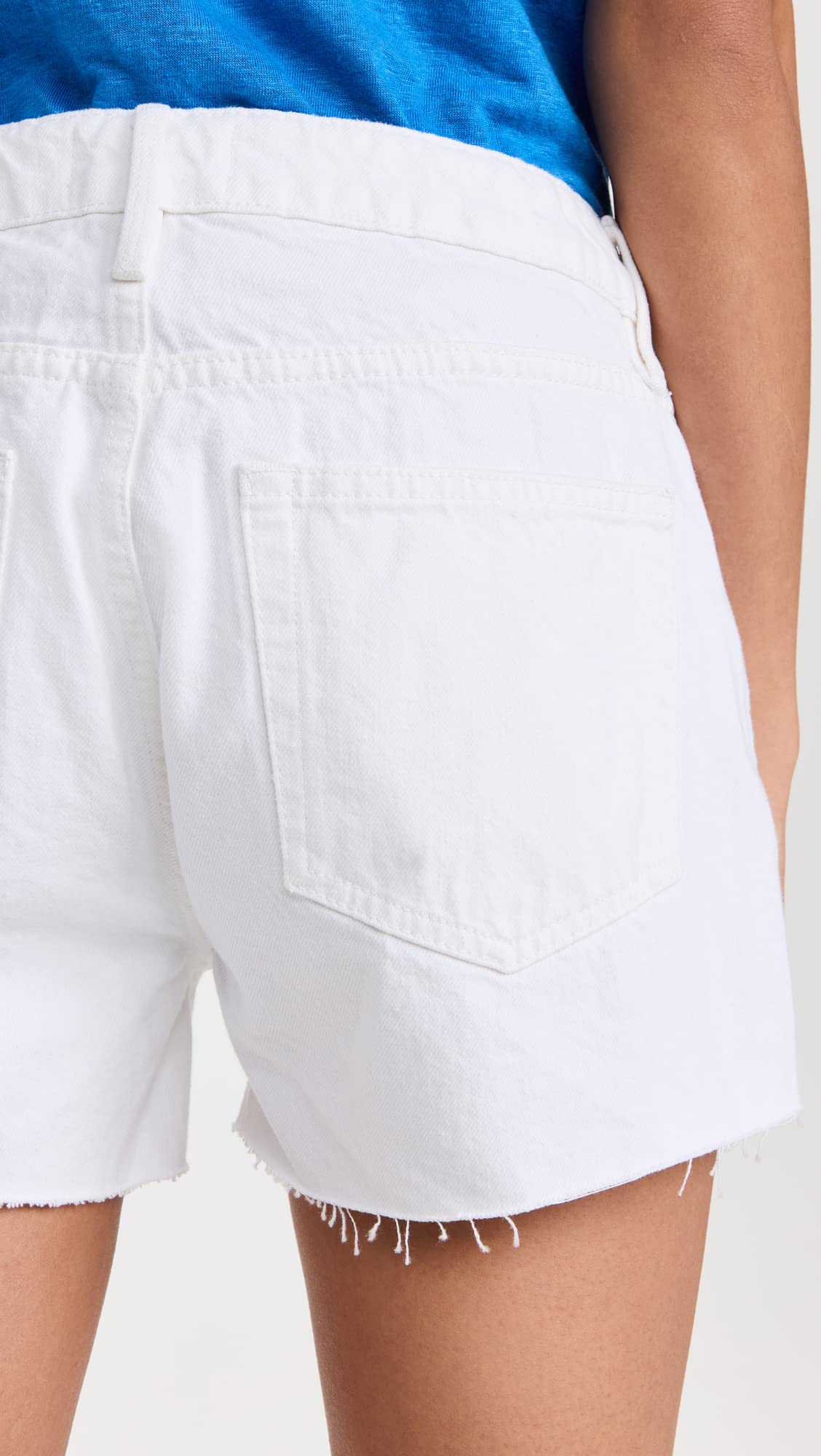 FRAME Women's Le Grand Garcon High Waist Raw Hem Denim Jean Shorts - Stylish Distressed Summer Shorts for Casual Outings & Beach Vacations
