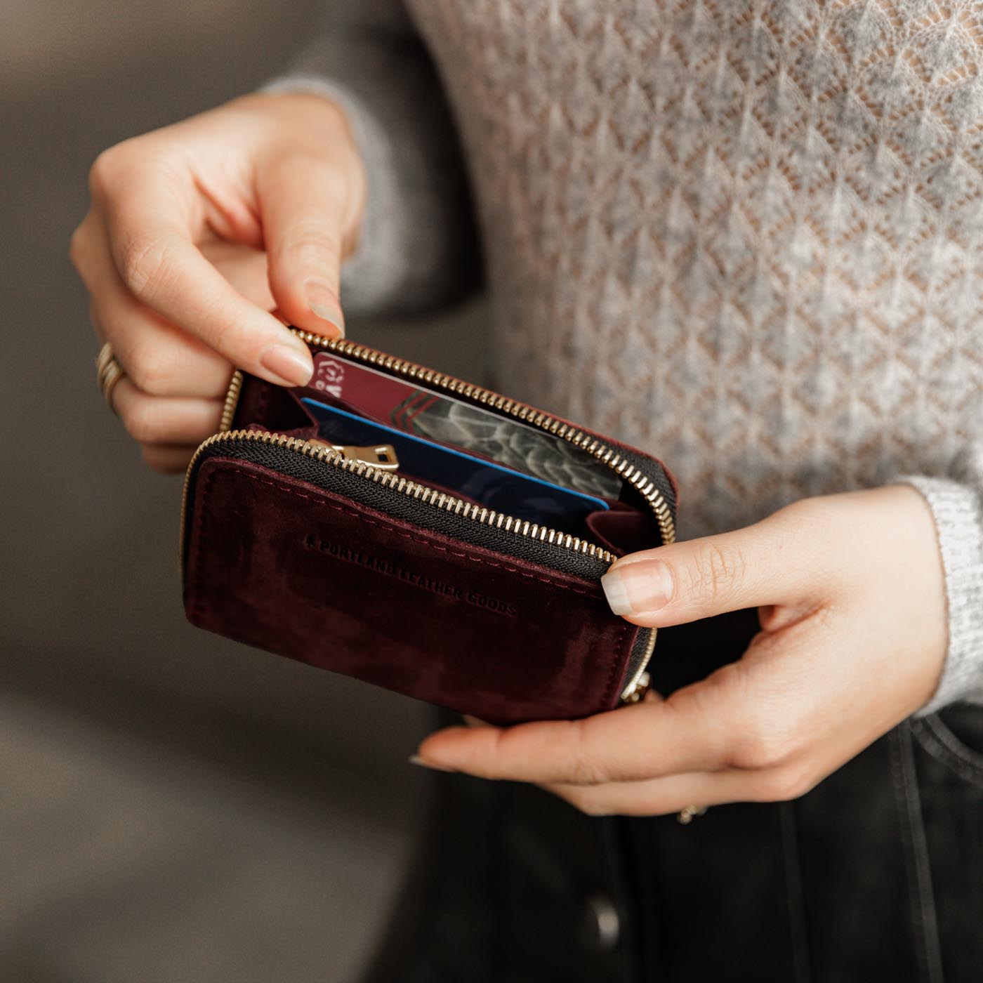 Compact RFID Blocking Zip Wallet for Men & Women - Slim Travel Money Organizer with Multiple Card Slots - Perfect for Everyday Use, Travel & Business