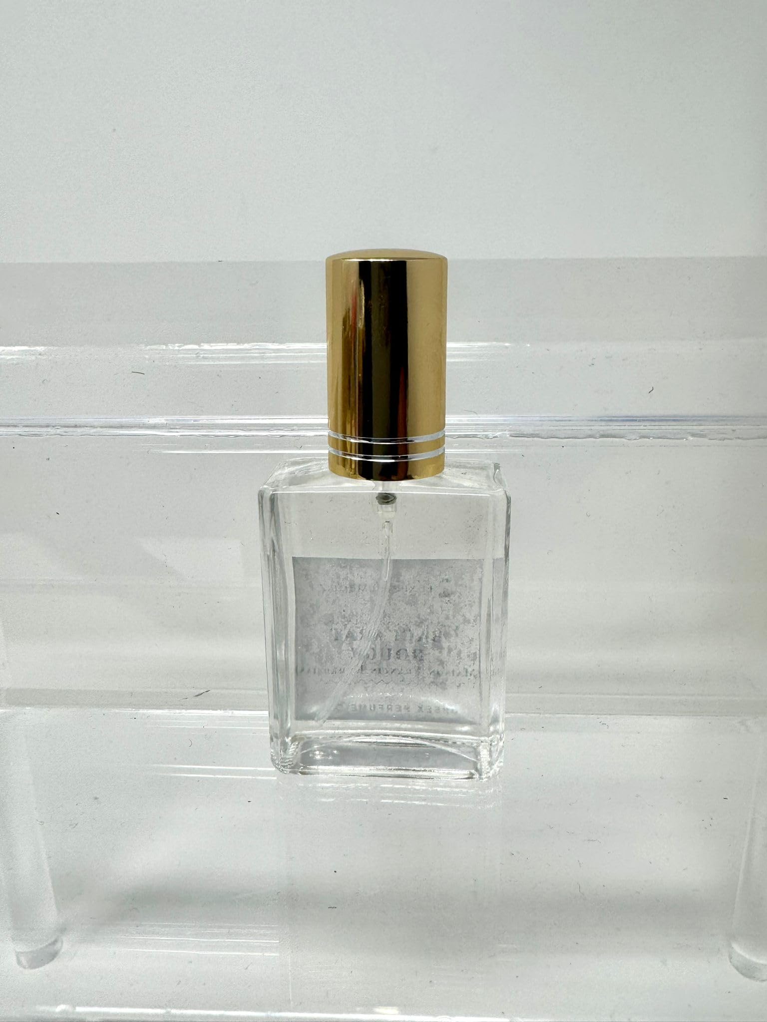 Baccarat R Unisex Perfume Oil - Jasmine & Saffron Fragrance, 0.5 Oz (15ml) Spray Bottle, Long-Lasting Concentrated Scent for Daily Wear, Date Nights & Special Occasions