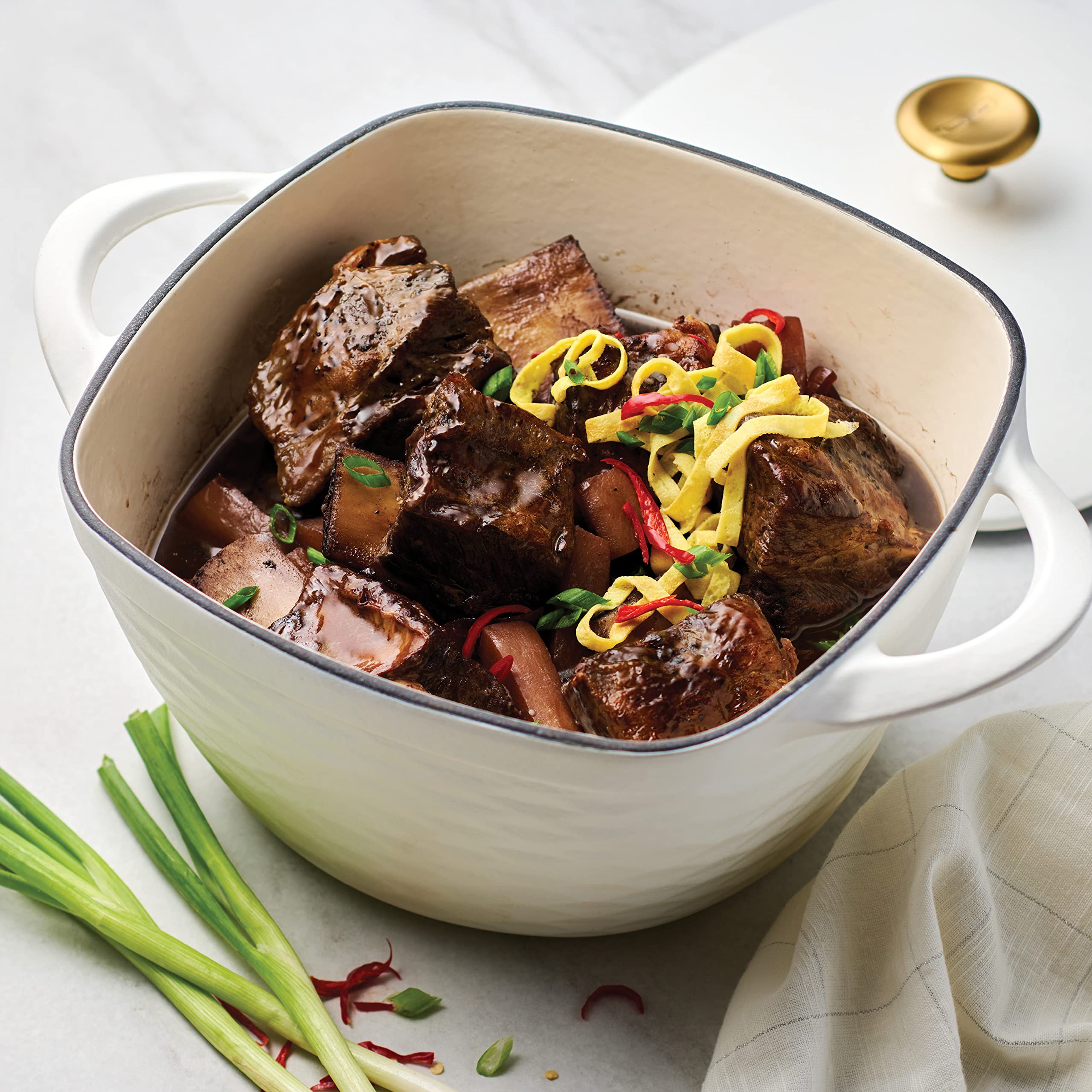 Prisma 7 Quart Enameled Cast Iron Square Dutch Oven with Lid - White | Perfect for Braising, Stewing & Baking Bread | Stovetop to Oven Safe Cookware
