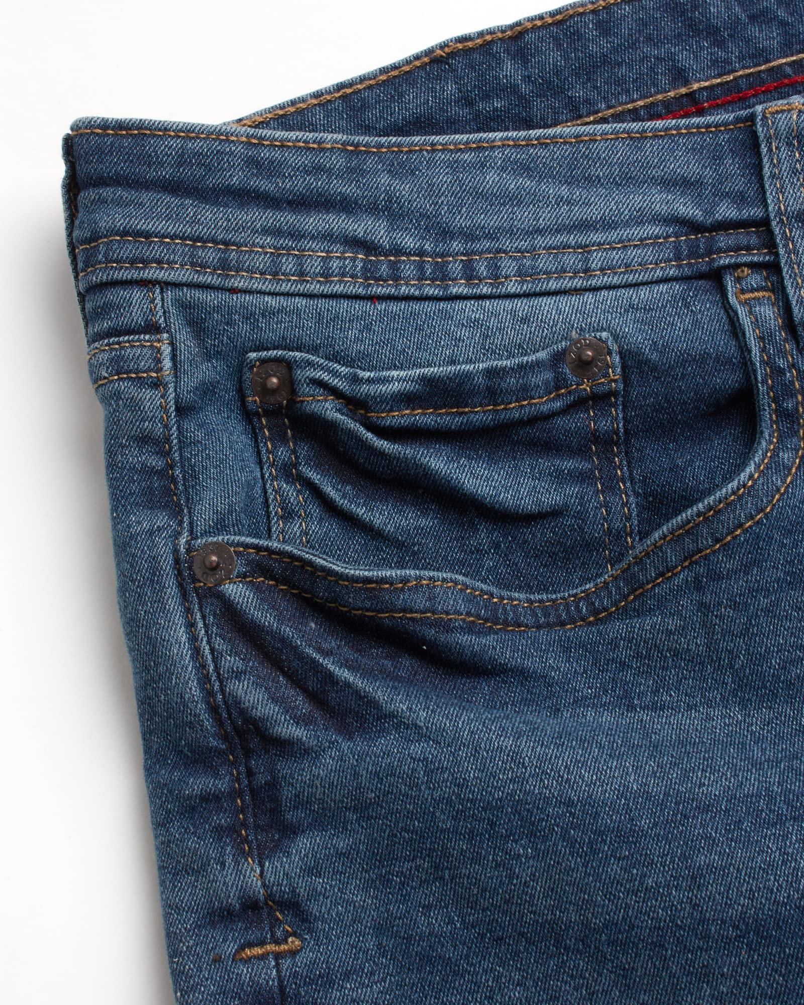 IZOD Men's Relaxed Fit Stretch Denim Jeans - Comfortable Pull On Casual Pants with Expanded Leg for Everyday Wear | Office, Weekend & Outdoor Activities