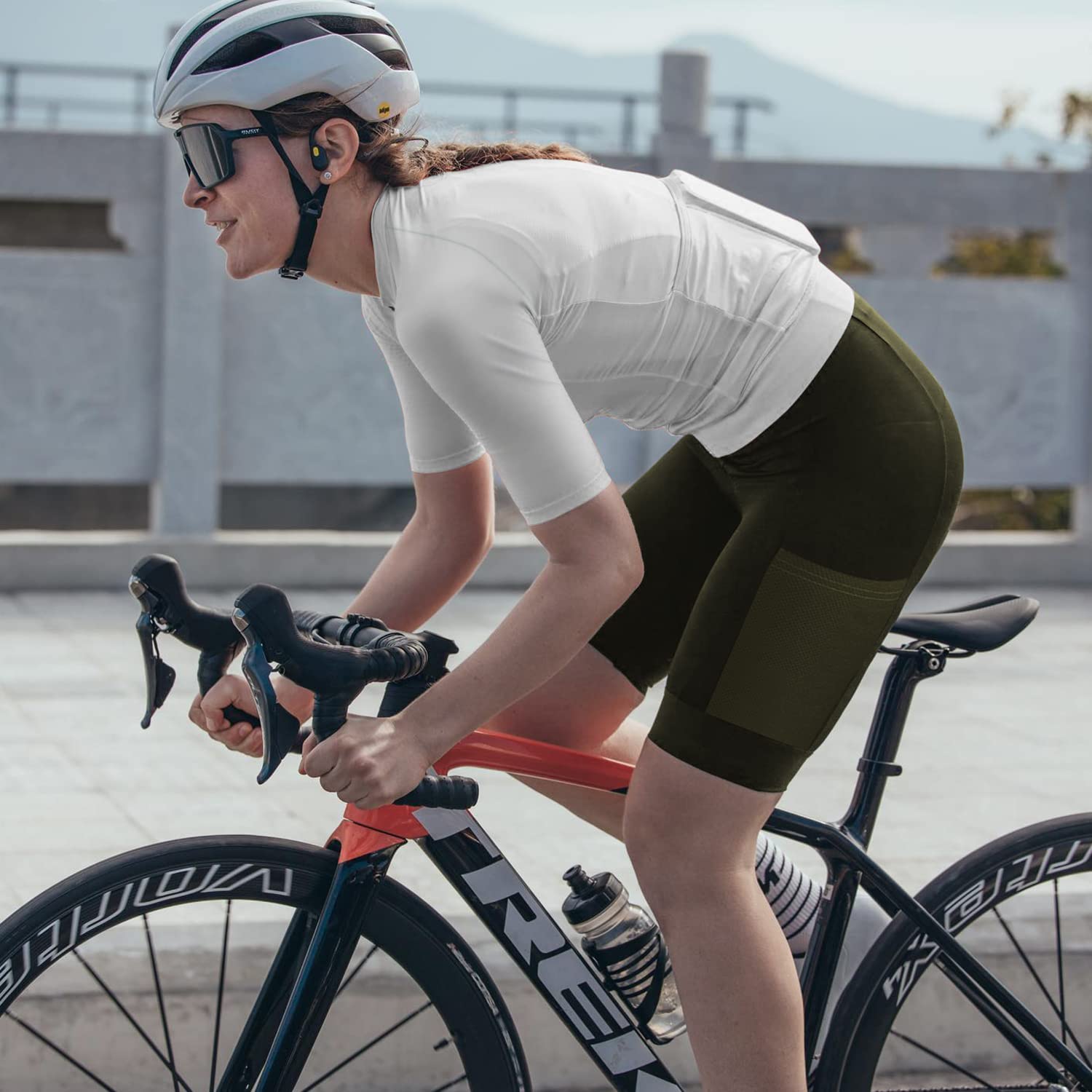 Women's Padded Cycling Bib Shorts - 4D Comfort Bike Pants with Mesh Pockets for Road & Mountain Biking | Breathable & Moisture-Wicking for Long Distance Rides