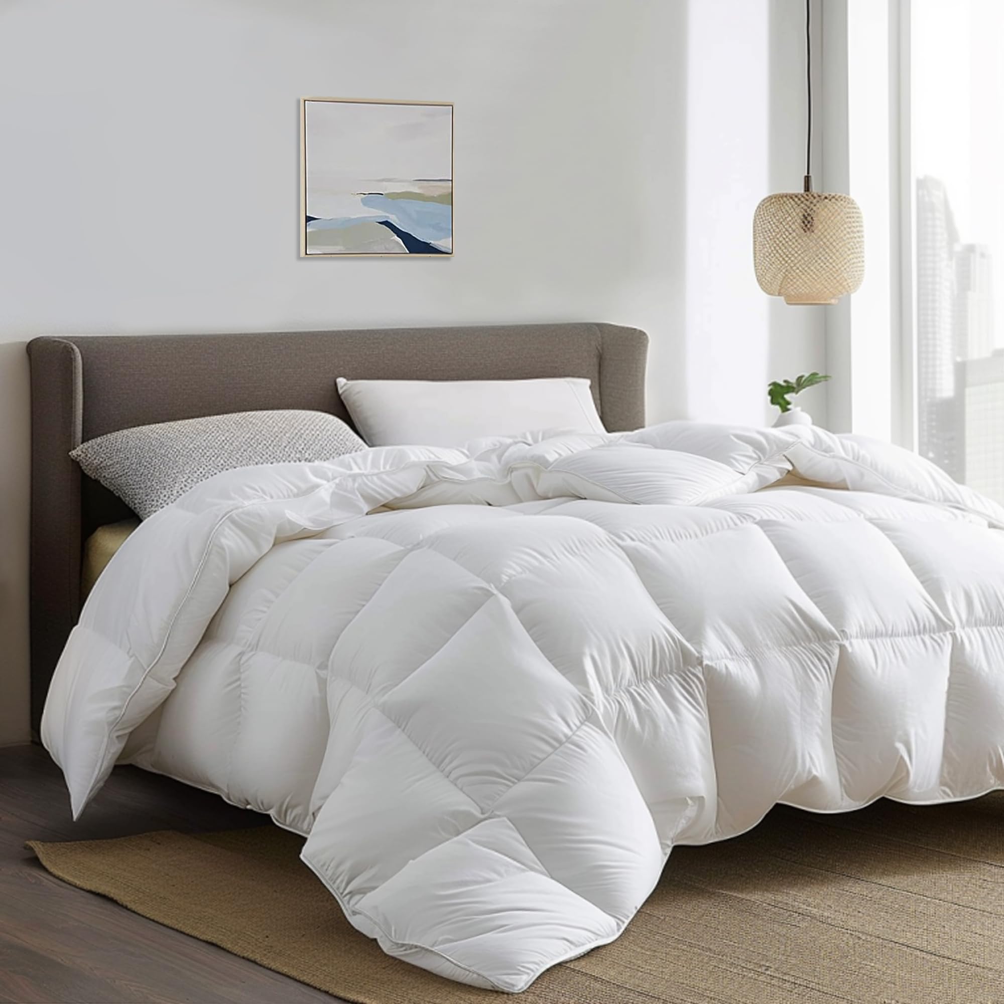 Serta King Size Down Alternative Comforter - Lightweight Duvet Insert with 500 Fill Power, 100% Cotton 300 Thread Count Shell, Fluffy Luxury Bedding with Corner Tabs (106x90 Inches, White) - Perfect for All-Season Comfort in Master Bedrooms & Guest Rooms