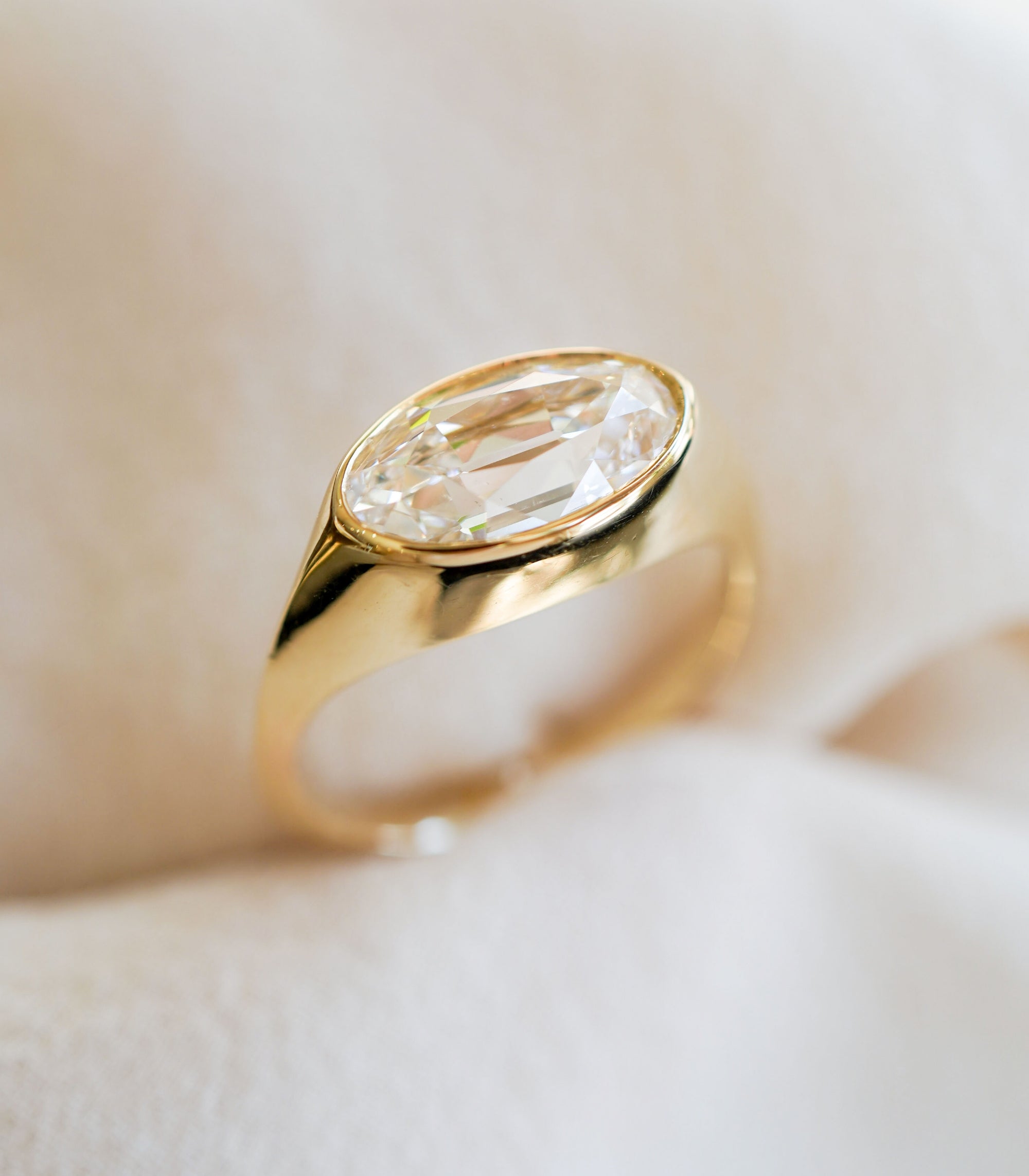 Tristan Vintage Oval Lab-Grown Diamond Engagement Ring - 14K White Gold Solitaire Ring for Women, Perfect for Proposals, Anniversaries & Romantic Occasions
