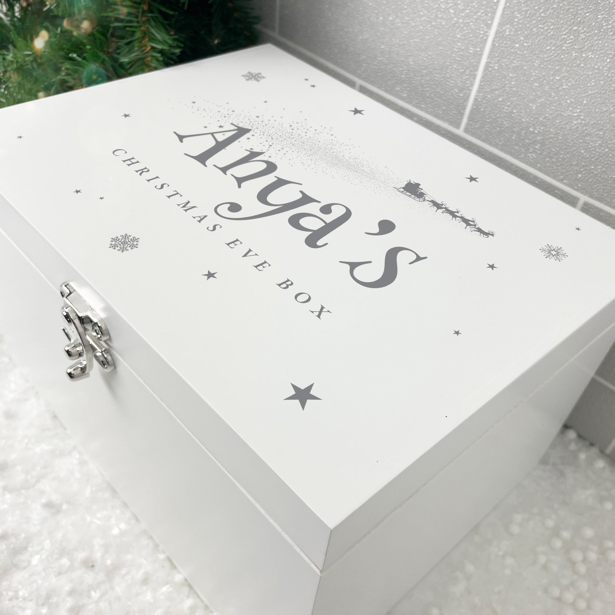 Personalized White Wooden Santa Sleigh Christmas Eve Box - 3 Sizes (22cm, 27cm, 30cm) - Perfect for Holiday Gift Giving, Christmas Decor & Family Traditions
