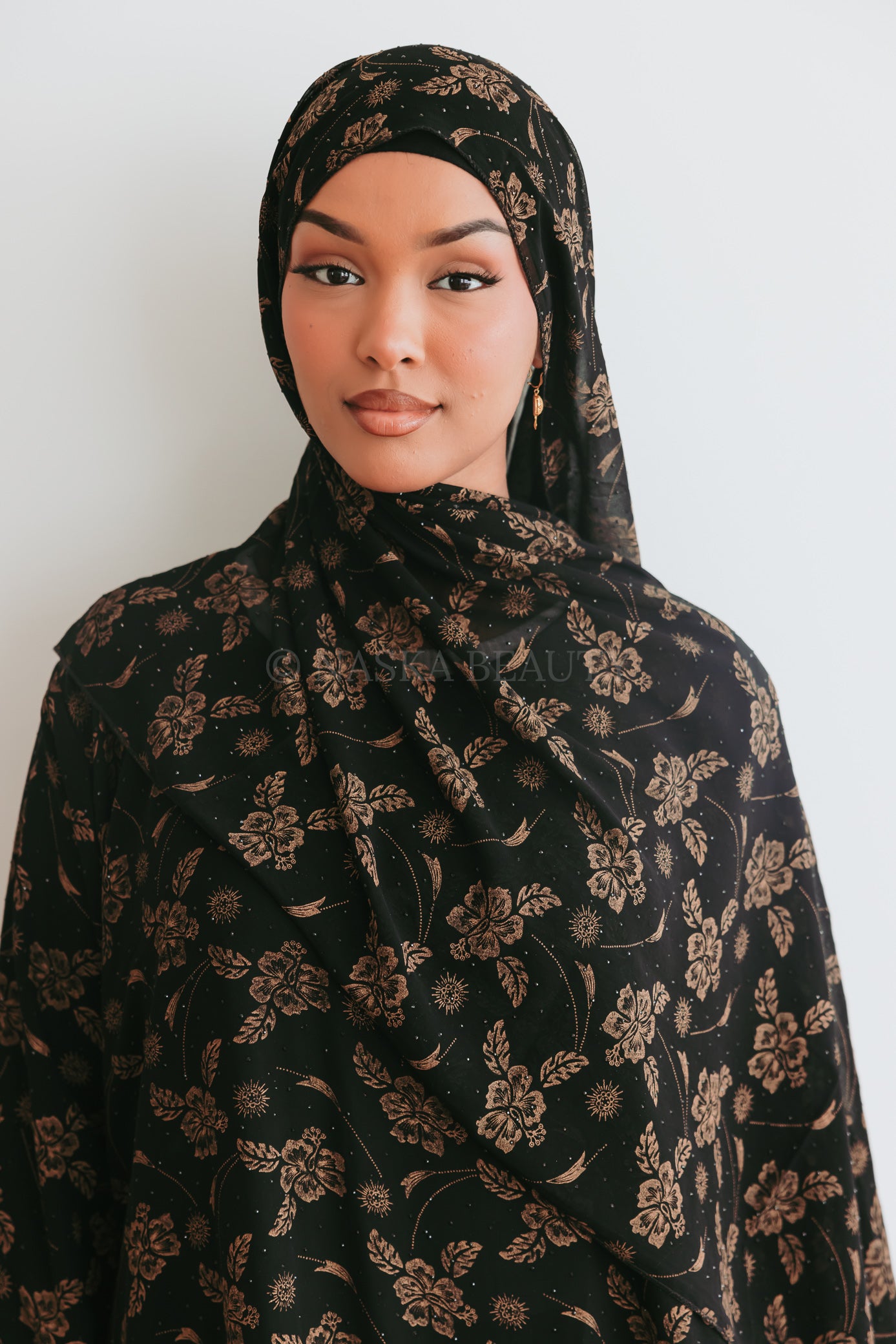 Elegant Ayan Closed Floral Abaya Dress - Modest Islamic Prayer Dress for Women - Perfect for Eid, Mosque & Special Occasions