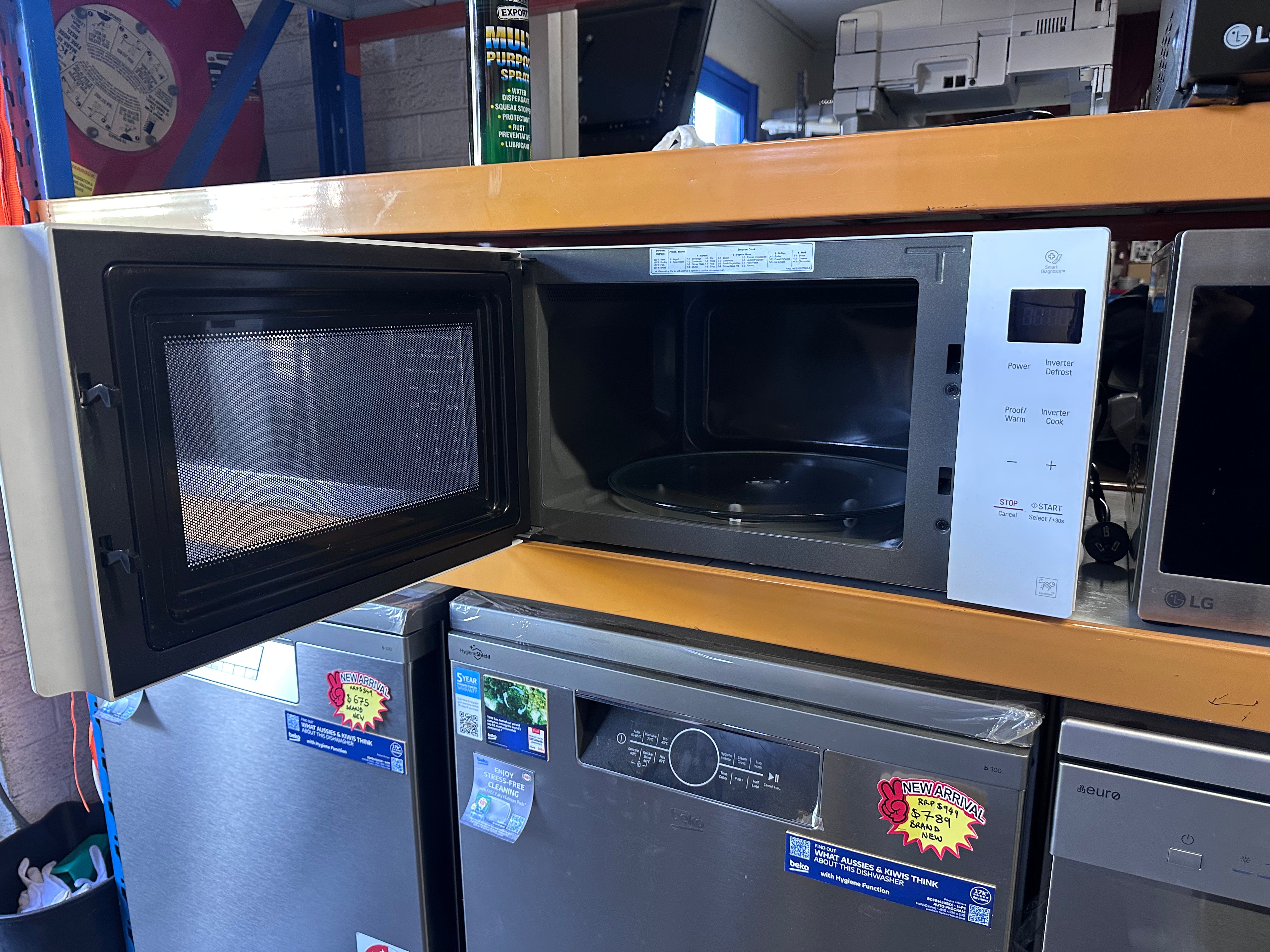 LG MS4236DW 1200W Inverter Microwave Oven - Countertop, Sensor Cooking, Energy Efficient [Factory Refurbished] for Kitchen, Dorm, Office & Small Spaces