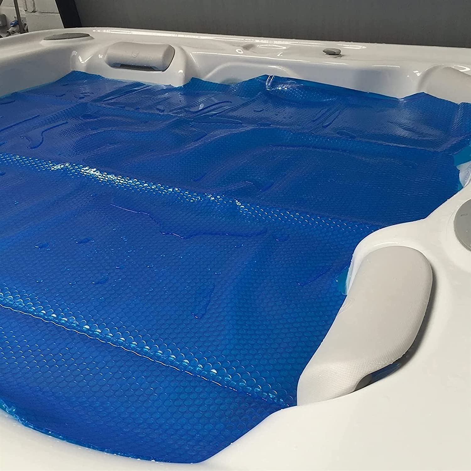 Blue Solar Pool Cover 5ft x 10ft - Insulated Bubble Blanket for Above Ground Swimming Pools | Summer Heat Retention & Energy Savings | Perfect for Backyard, Inflatable & Frame Pools