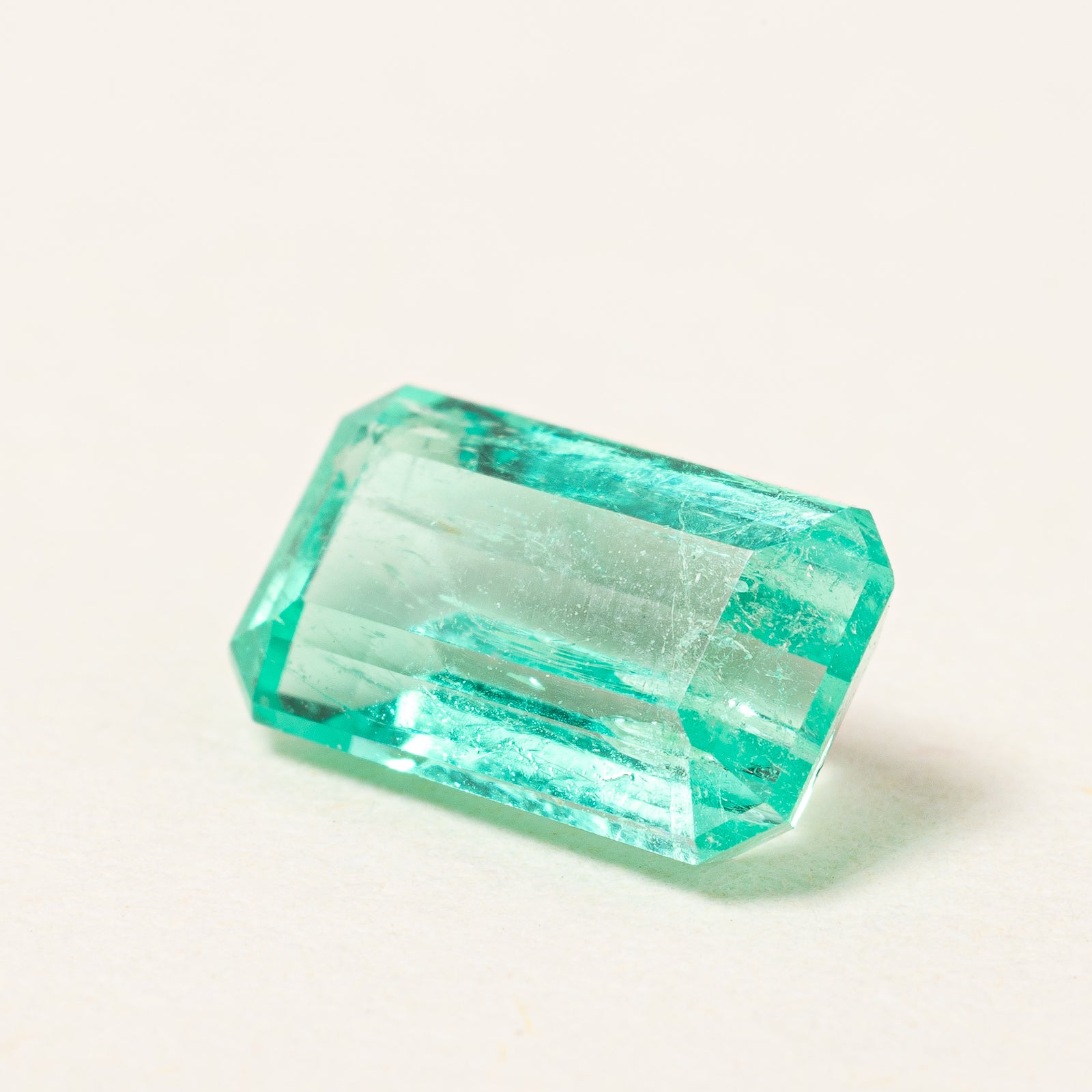 1.24ct Rectangular Step Cut Loose Emerald Gemstone for Jewelry Making - Engagement Rings, Pendants & Earrings | Natural Green Emerald Stone for DIY Crafting