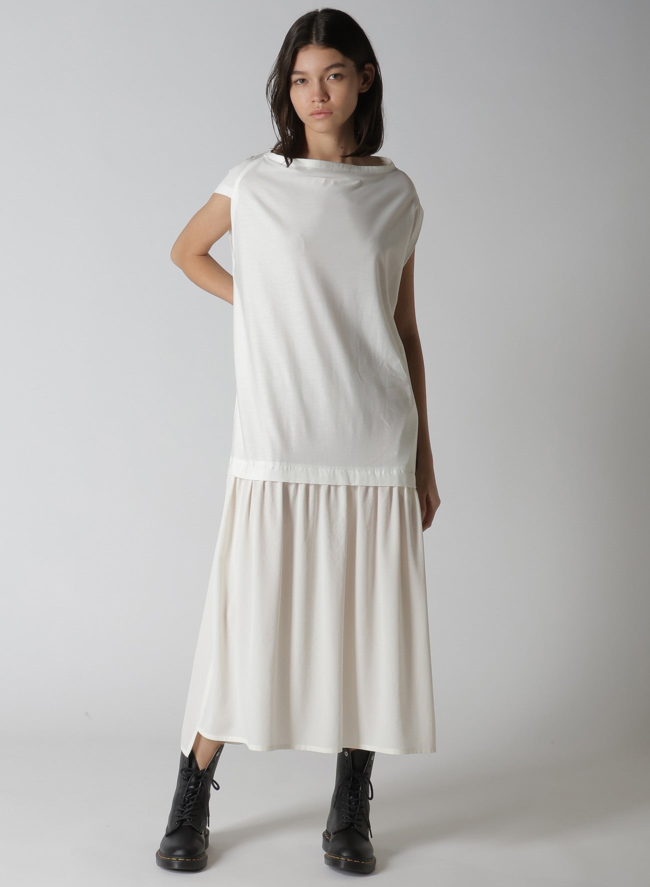Elegant French Sleeve Dress in Crepe de Chine Fabric - Perfect for Office Wear, Cocktail Parties & Special Occasions
