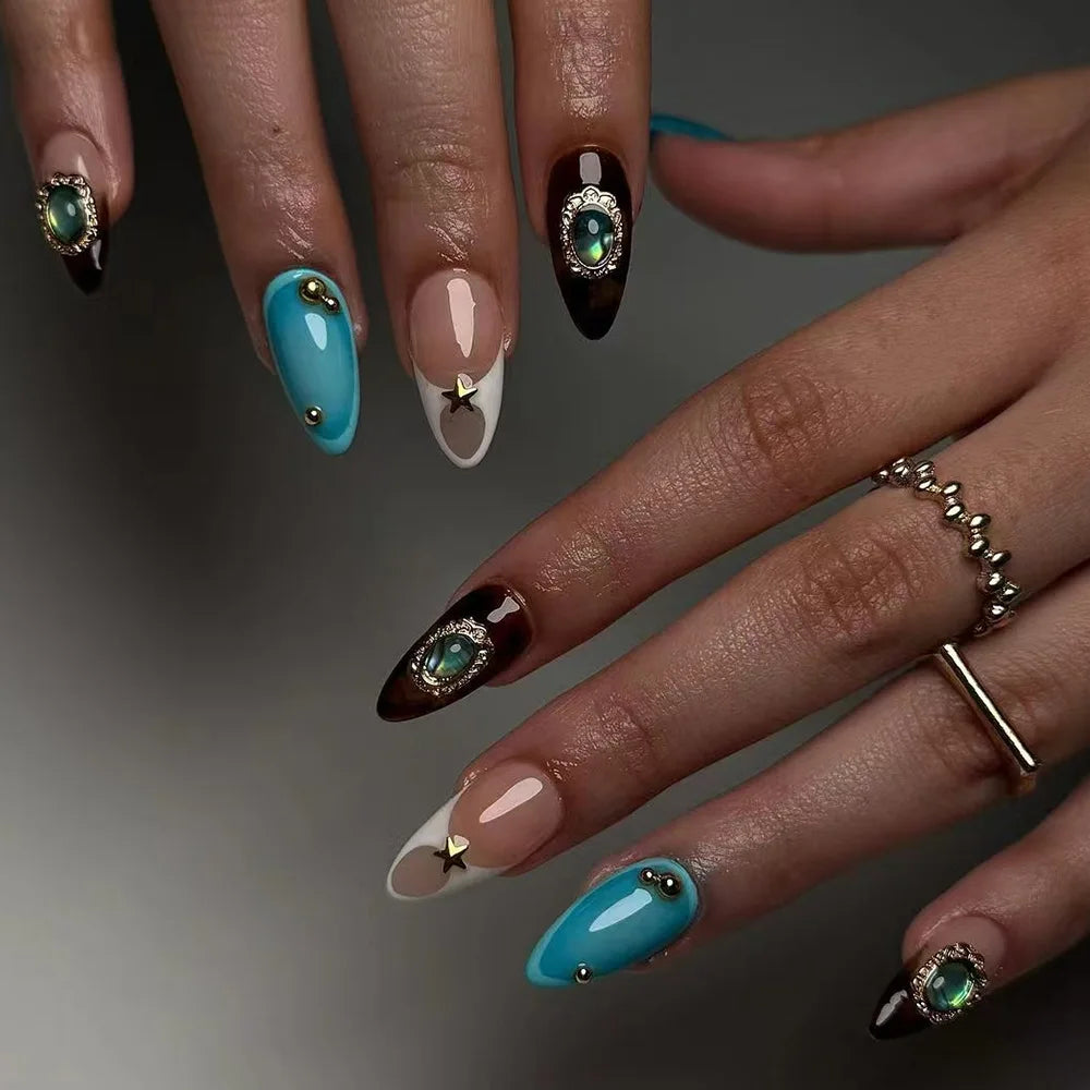 24Pcs Retro Press on Fake Nails - Almond Oval Gold Star Nails with Studded Diamond Designs - Detachable Cool Manicure Art Set for Women - Perfect for Parties, Weddings, and Special Occasions