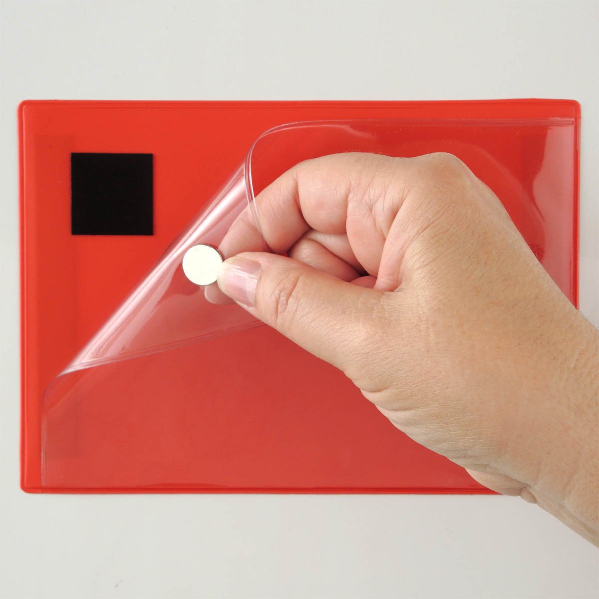 StoreSMART® Magnetic Closure 