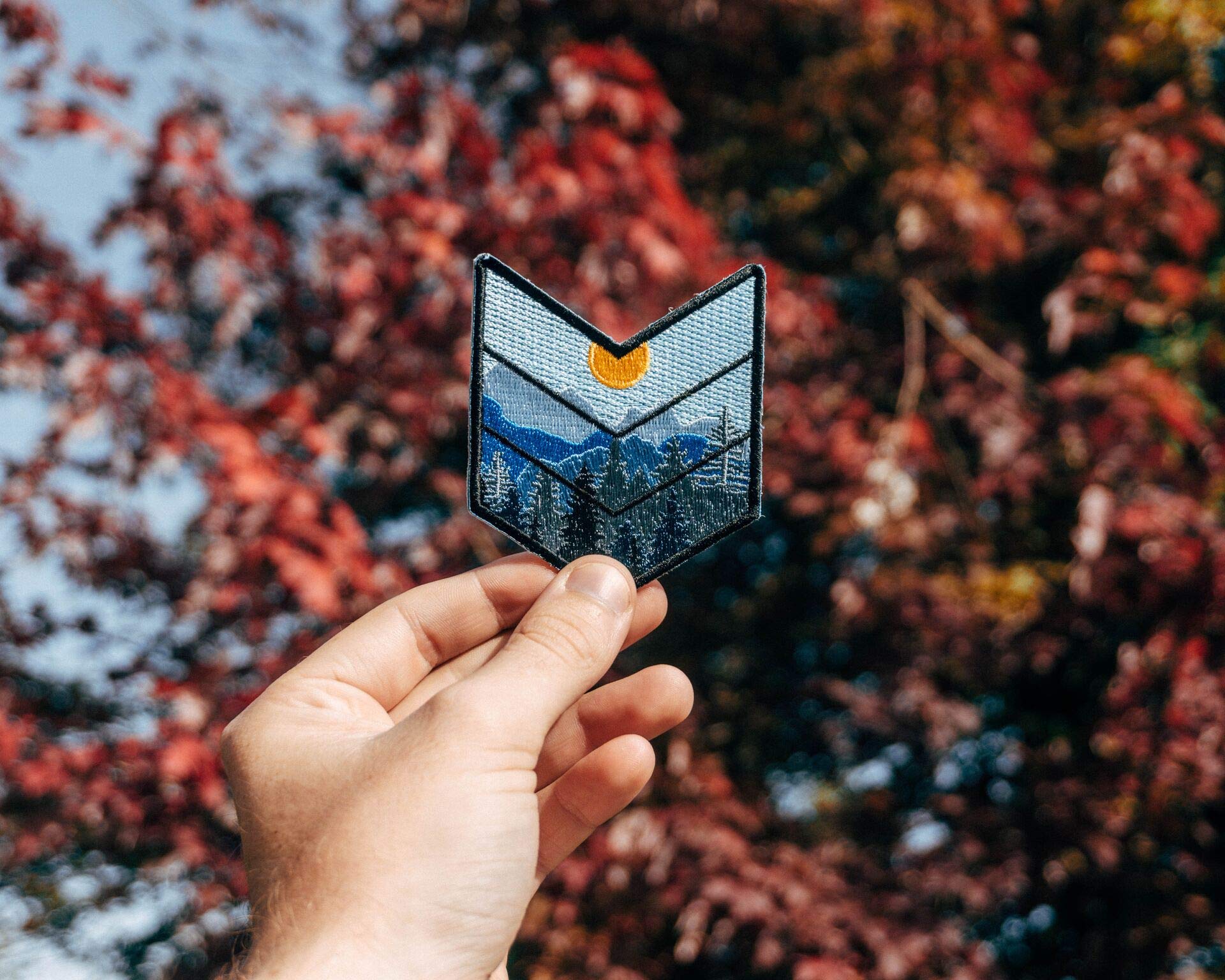 XINZOKYC O'Houlihans Mountain Wilderness Chevron Morale Patch - Iron On Embroidered Patch for Jackets, Backpacks & Hats - Military Style Badge for Outdoor Enthusiasts & Collectors