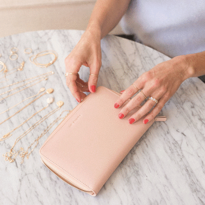 Elegant Jewelry Travel Organizer - Leather Jewelry Case for Necklaces, Rings & Earrings - Perfect for Travel, Gifts & Daily Storage