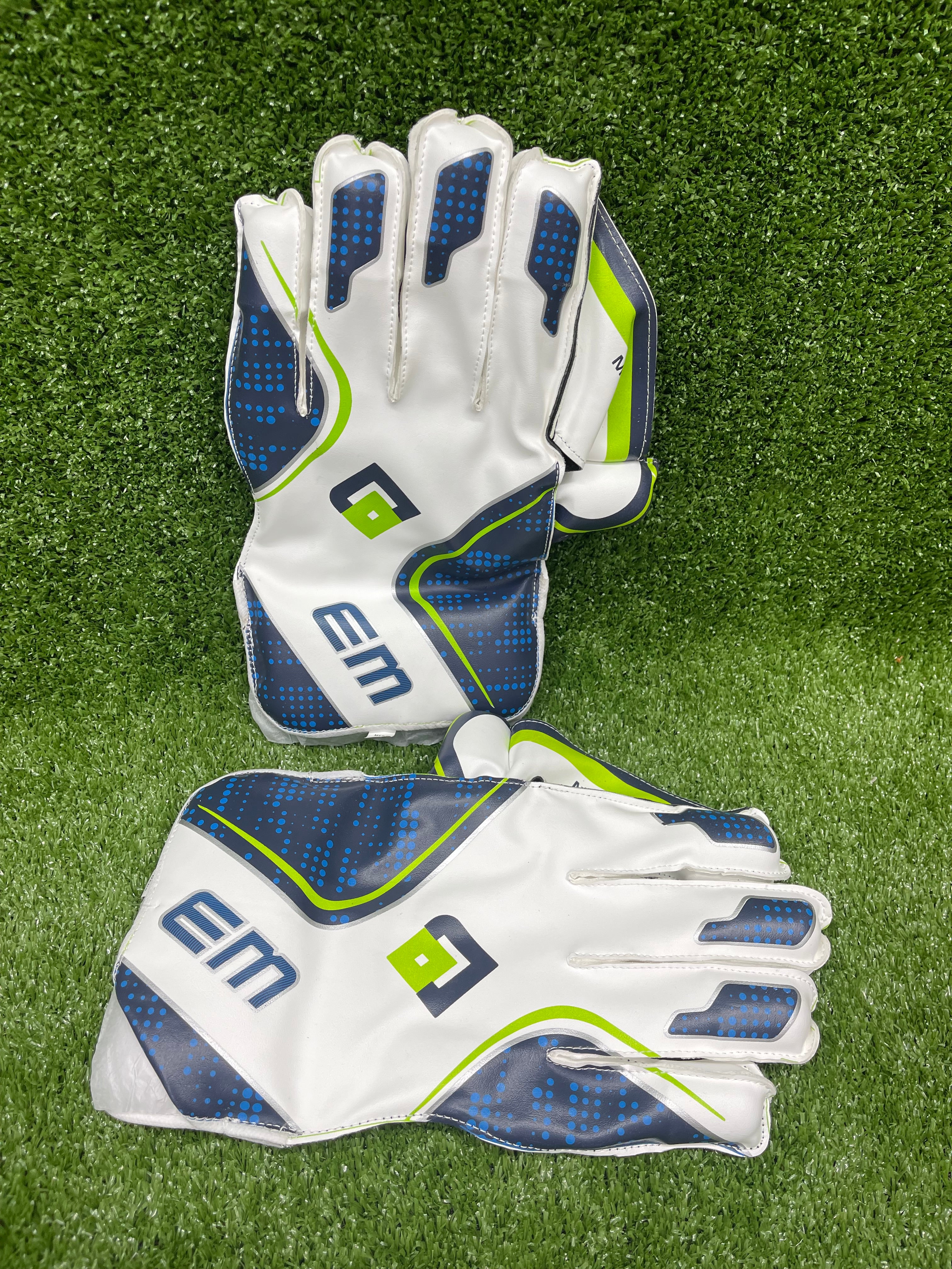 EM Quantum 7.0 Professional Cricket Wicket Keeping Gloves for Adults - Perfect for Wicket Keepers & Fielders in Competitive Matches & Practice Sessions