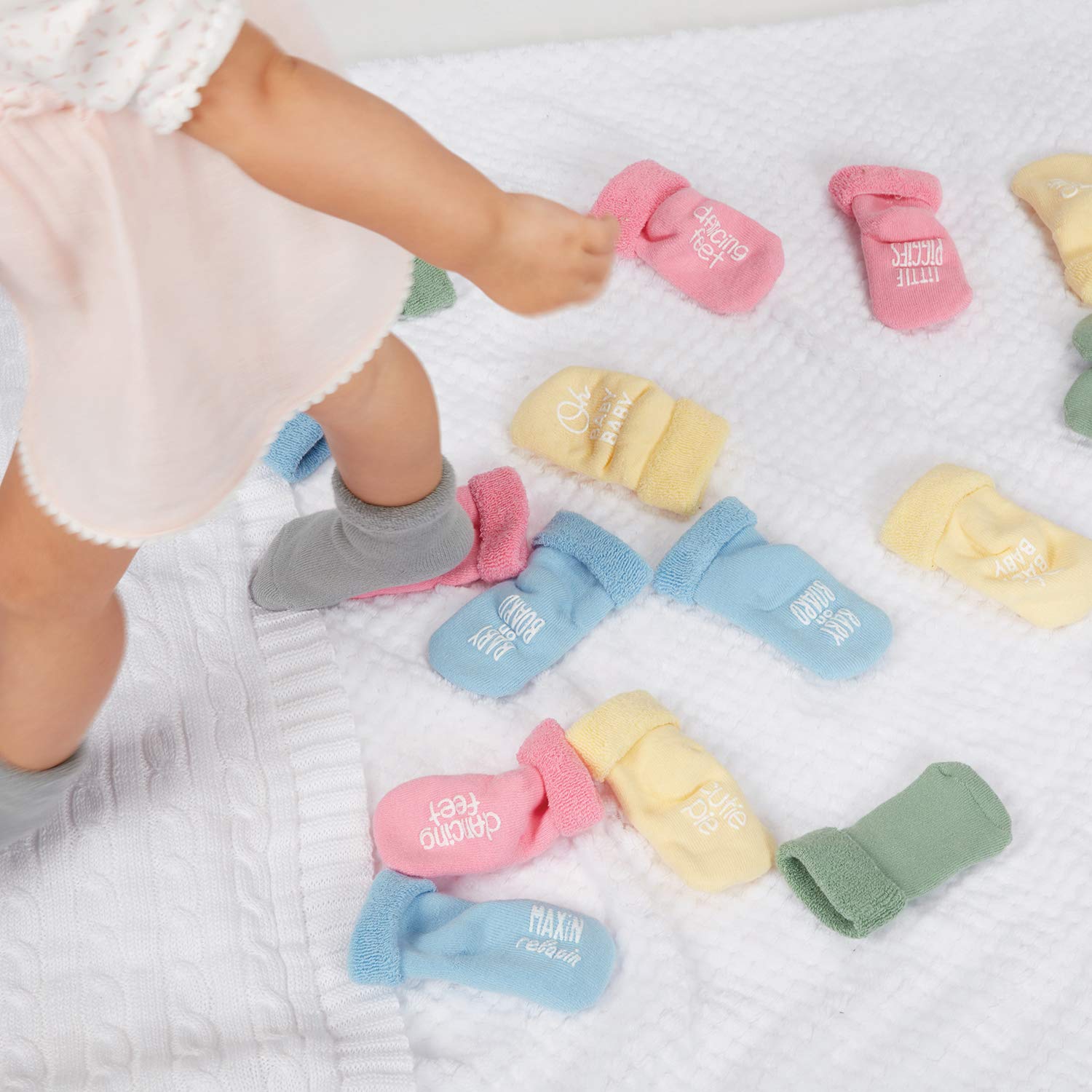 Stephan Baby Non-Skid Socks with Cute Sayings for 3-12 Months - Playtime & First Steps