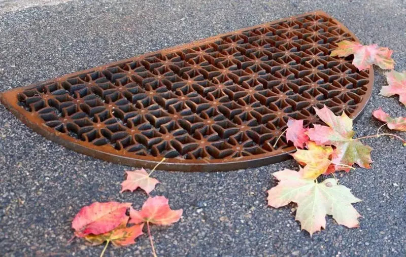 Fotskrapa Iron Half Moon Door Mat - Heavy Duty Scraper for Mud, Snow & Dirt - Perfect for Entryway, Porch & Garage Use