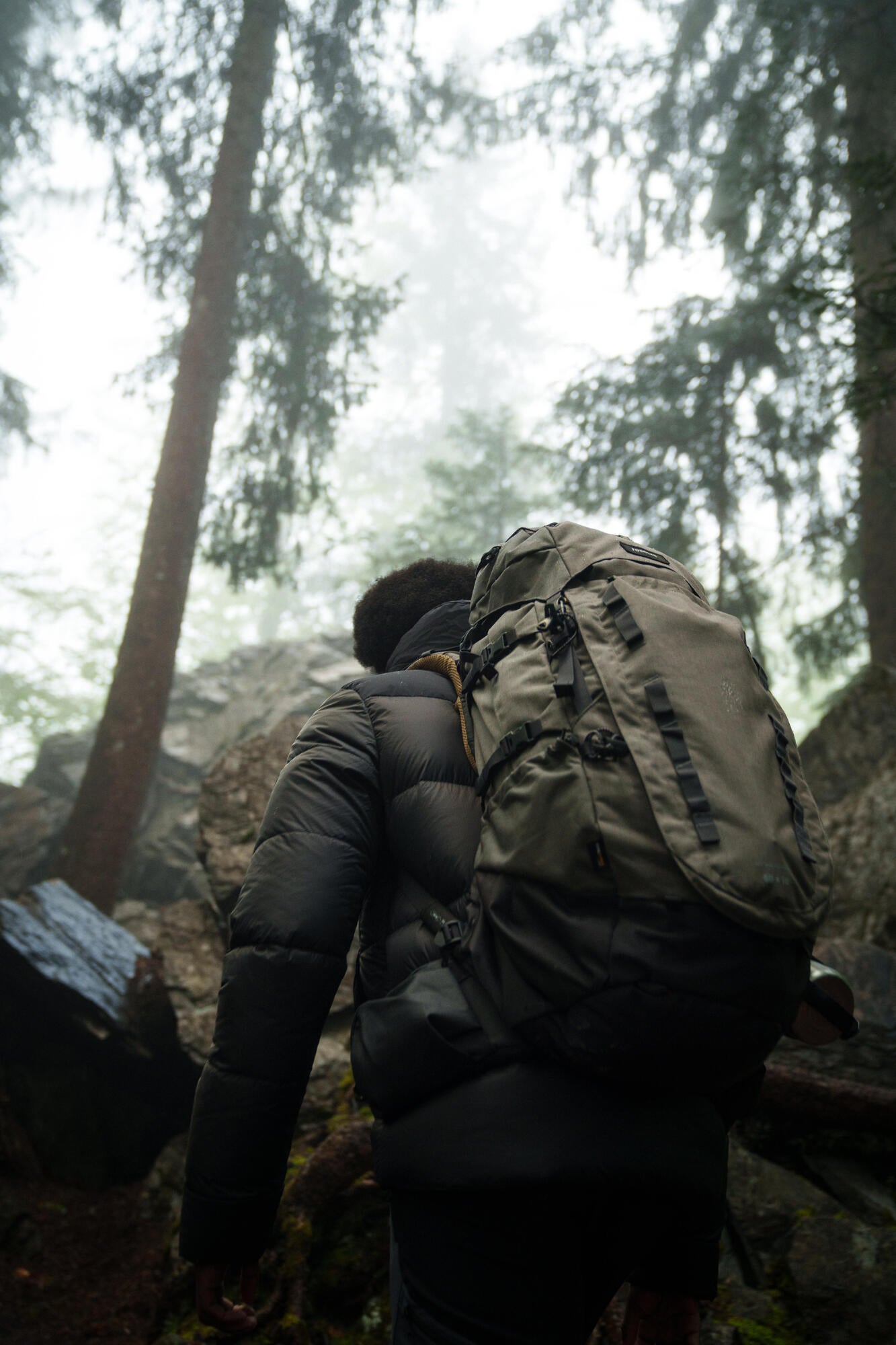 Forclaz Men's MT900 Symbium2 50+10L Hiking Backpack - Lightweight Travel & Trekking Backpack for Outdoor Adventures