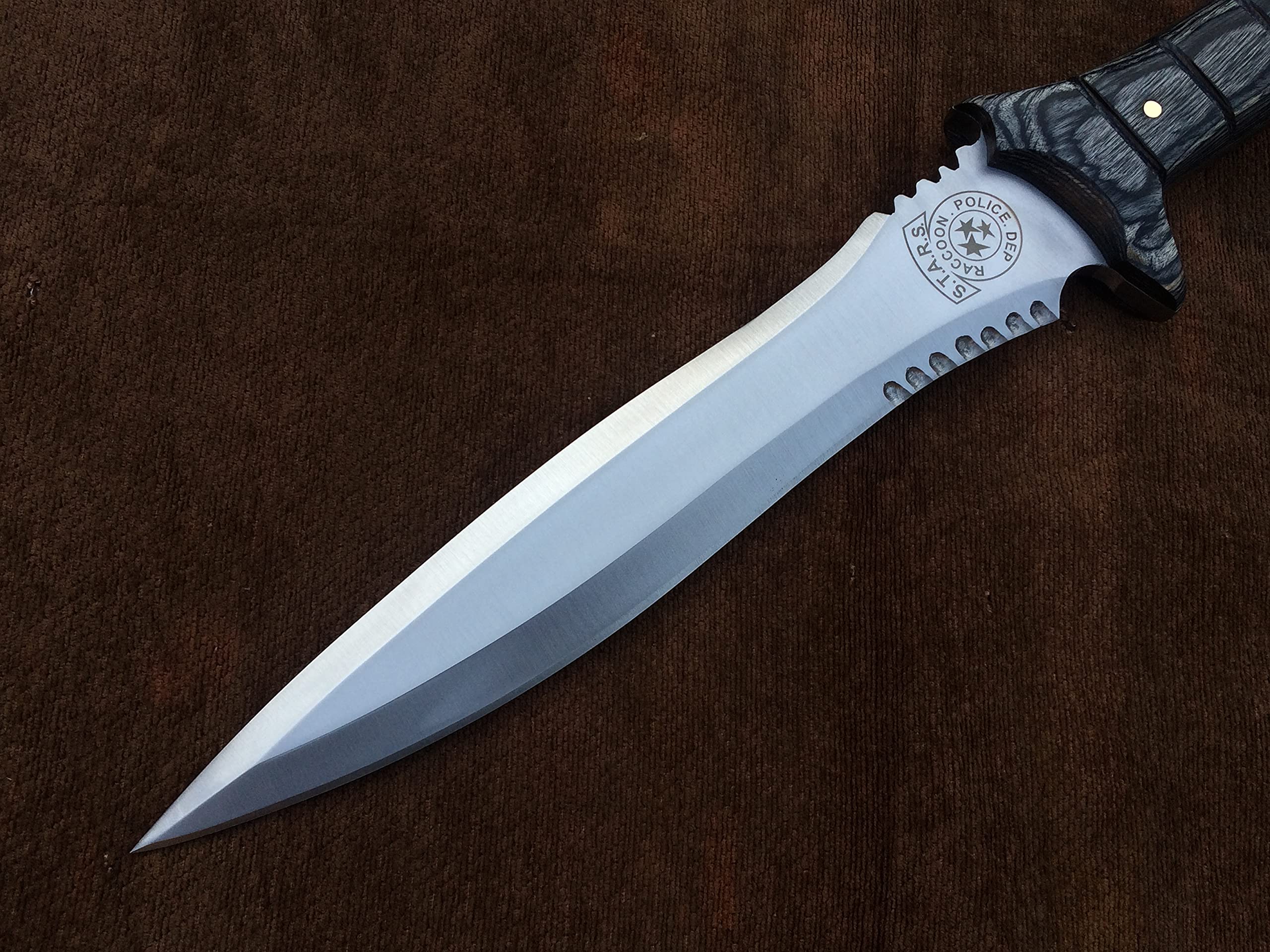 SUFI Custom Handmade 5160 Spring Steel Full Tang RE4 Leon Kennedy's Knife - High Quality Survival Knife, Hunting & Outdoor Tool - Perfect Birthday Gift for Gamers & Collectors