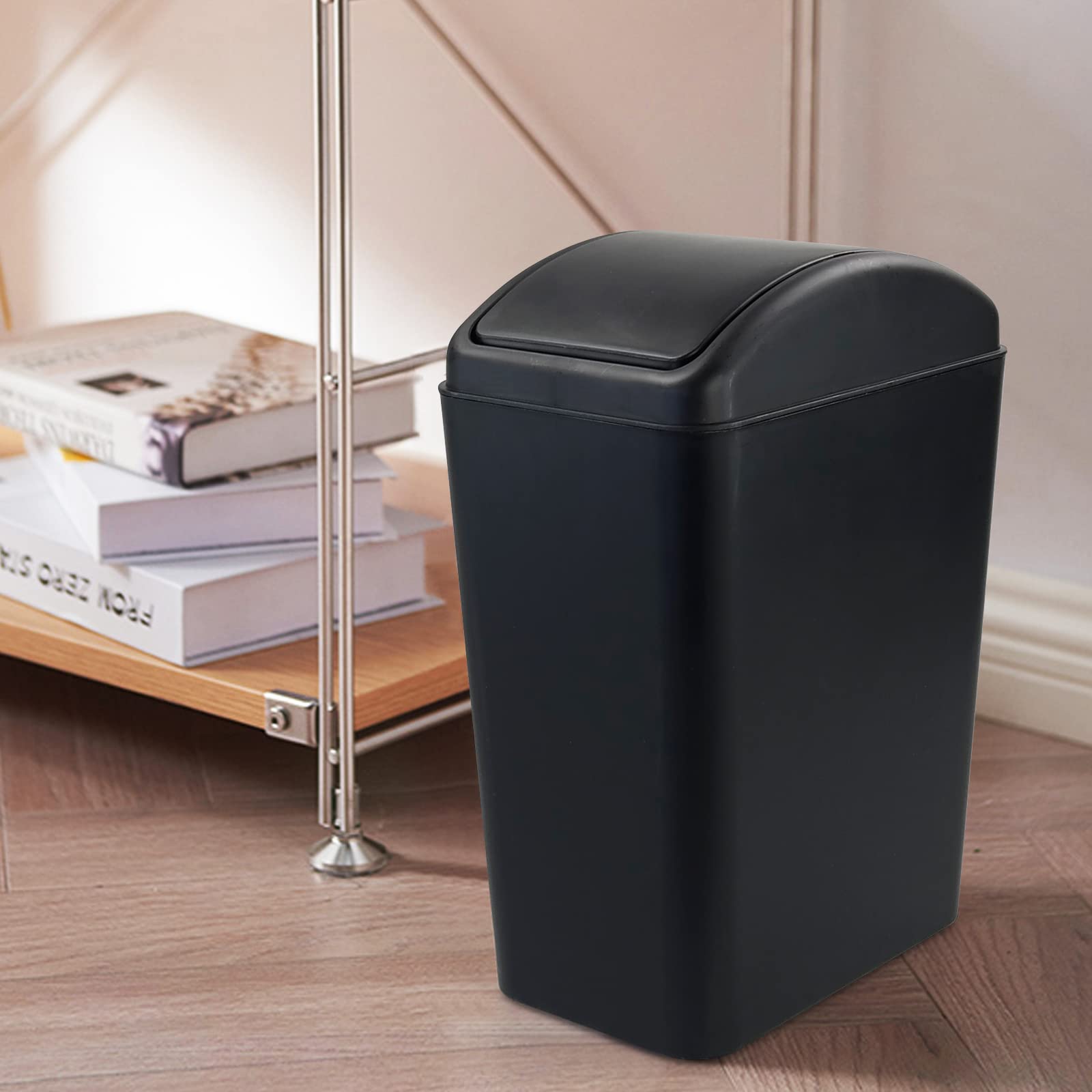 Qskely 4.5 Gallon Plastic Swing-Top Trash Can with Lid - Black Kitchen Wastebasket for Bathroom, Office & Home Use - Odor-Proof Small Garbage Bin with Swing Door