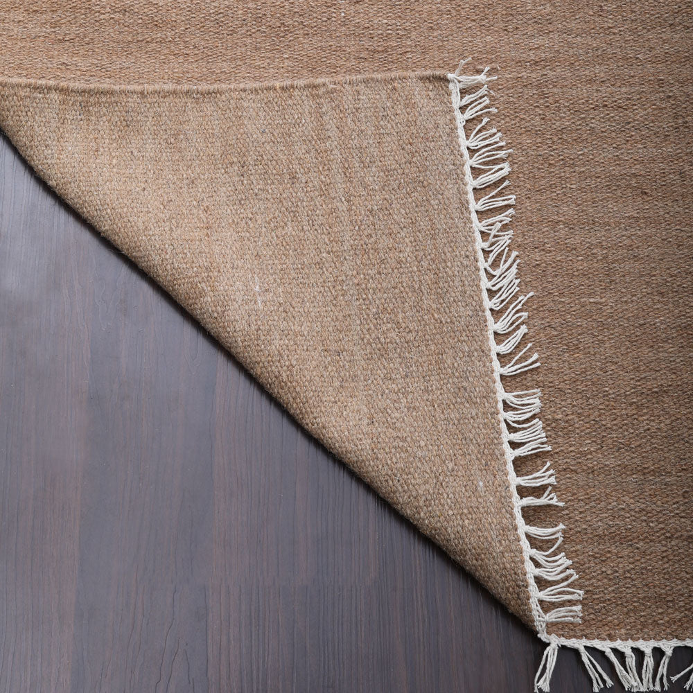 Soft and Cozy Hand Woven Fuzzy Rug - Non-Slip Living Room Carpet for Bedroom, Nursery, and Home Decor | Perfect for Adding Warmth and Style to Any Space