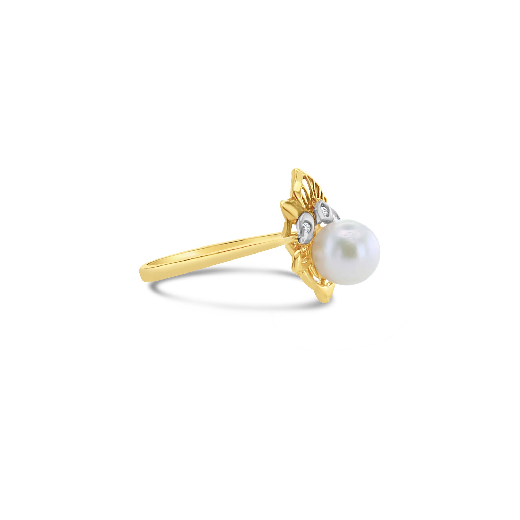 7MM Solitaire Pearl Ring with Diamond Accents - Elegant Crown Style Bridal Jewelry for Engagement, Wedding & Anniversary Gifts