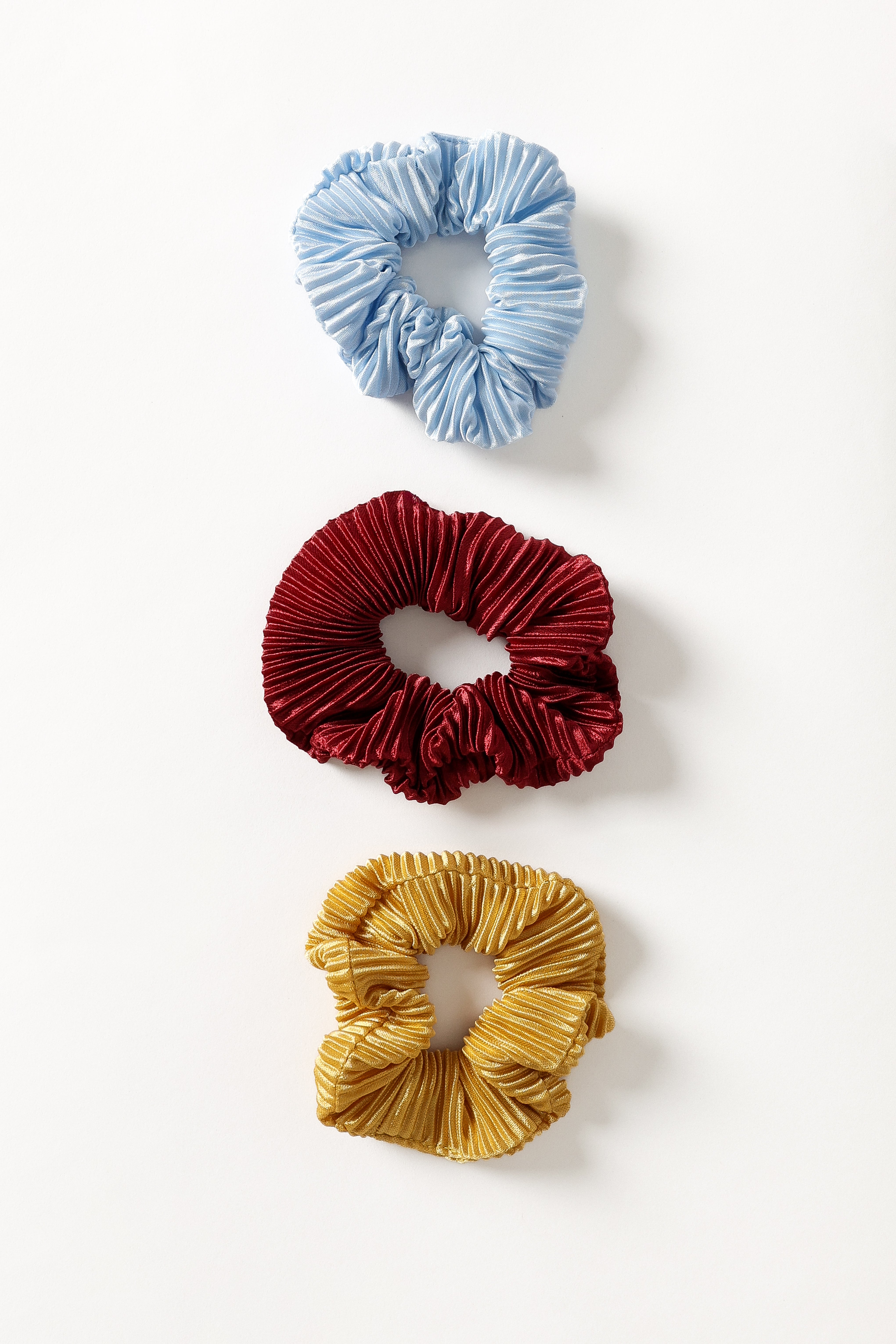 Dallas Scrunchies Hair Ties for Women - Stylish Elastic Hair Accessories for Ponytails, Buns & Braids - Perfect for Workouts, Yoga, Office & Everyday Use